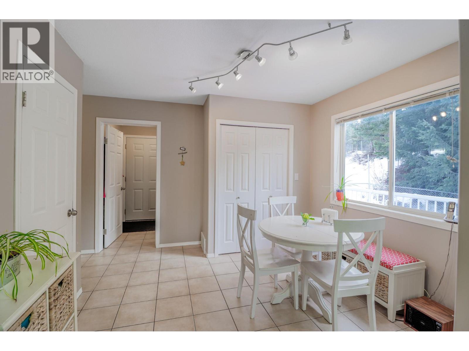 2009 Harris Road, Cranbrook, British Columbia  V1C 6V3 - Photo 19 - 10372816