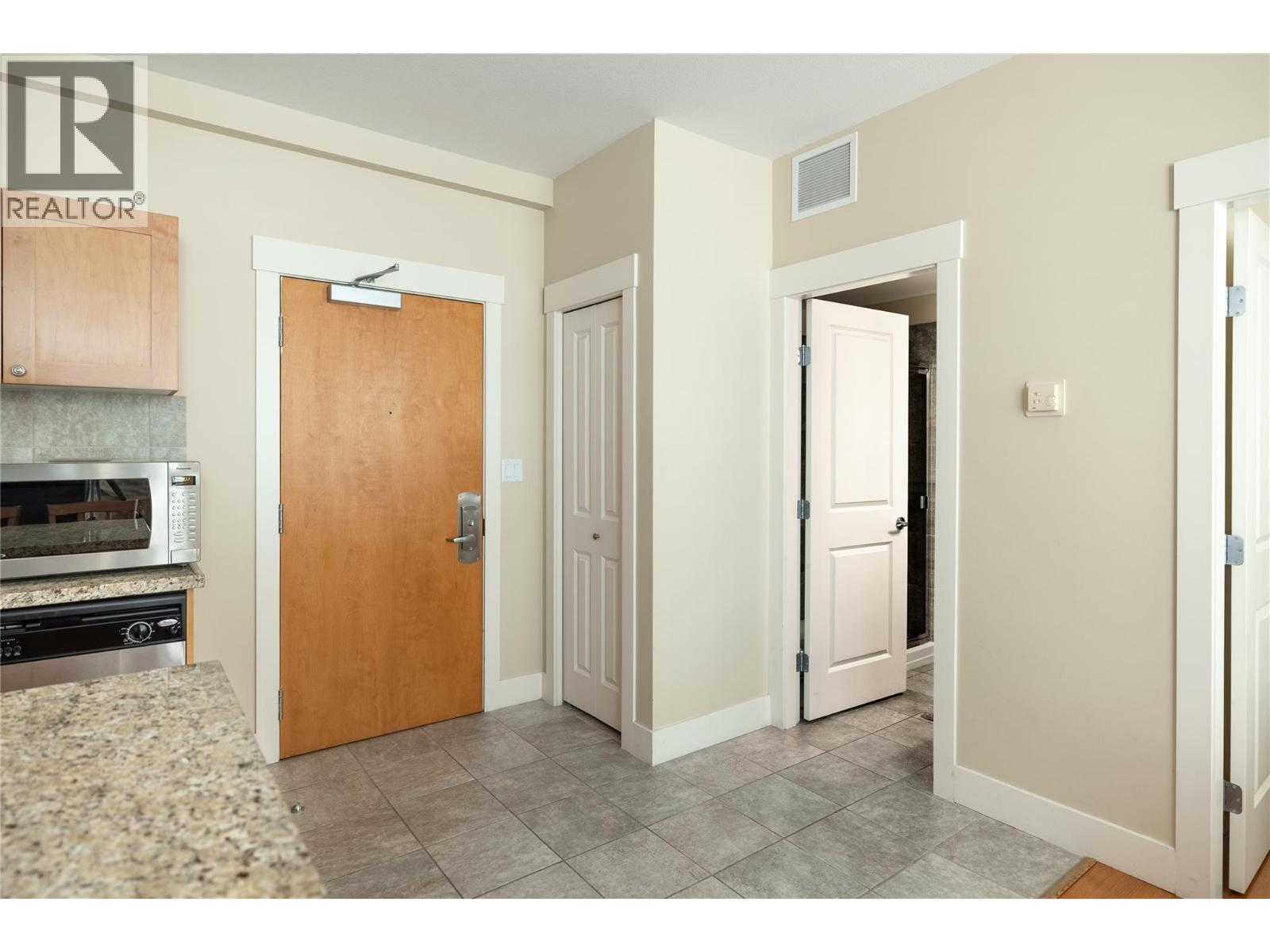 4205 Gellatly Road Unit# 301, West Kelowna, British Columbia  V4T 2K2 - Photo 38 - 10373073