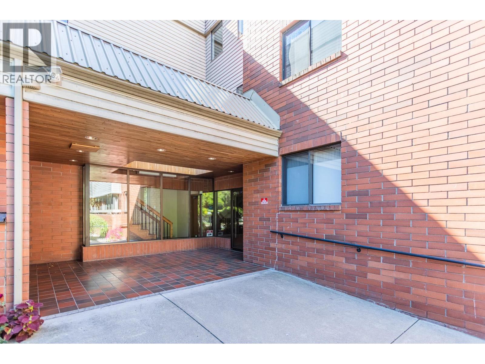 1075 Bernard Avenue Unit# 308, Kelowna, British Columbia  V1Y 6P7 - Photo 31 - 10371557