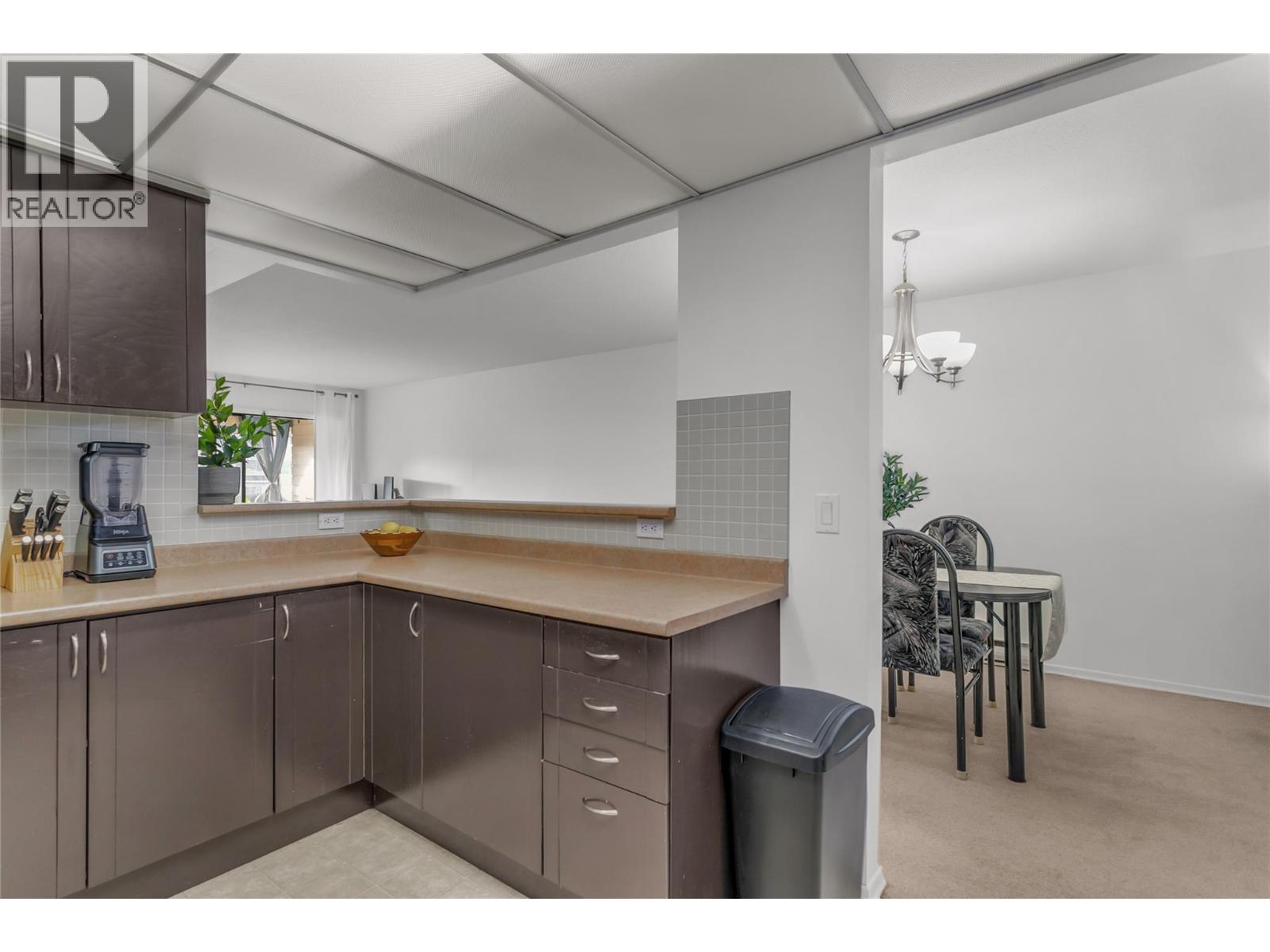 1075 Bernard Avenue Unit# 308, Kelowna, British Columbia  V1Y 6P7 - Photo 6 - 10371557
