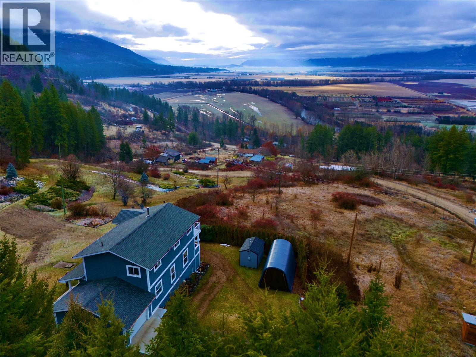 5650 Bathie Road, Wynndel, British Columbia  V0B 2N2 - Photo 26 - 10373165