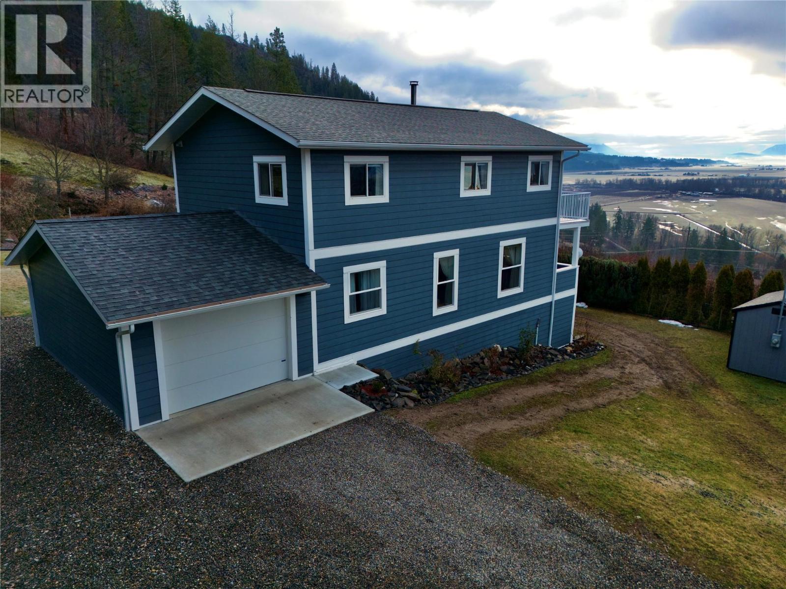 5650 Bathie Road, Wynndel, British Columbia  V0B 2N2 - Photo 33 - 10373165