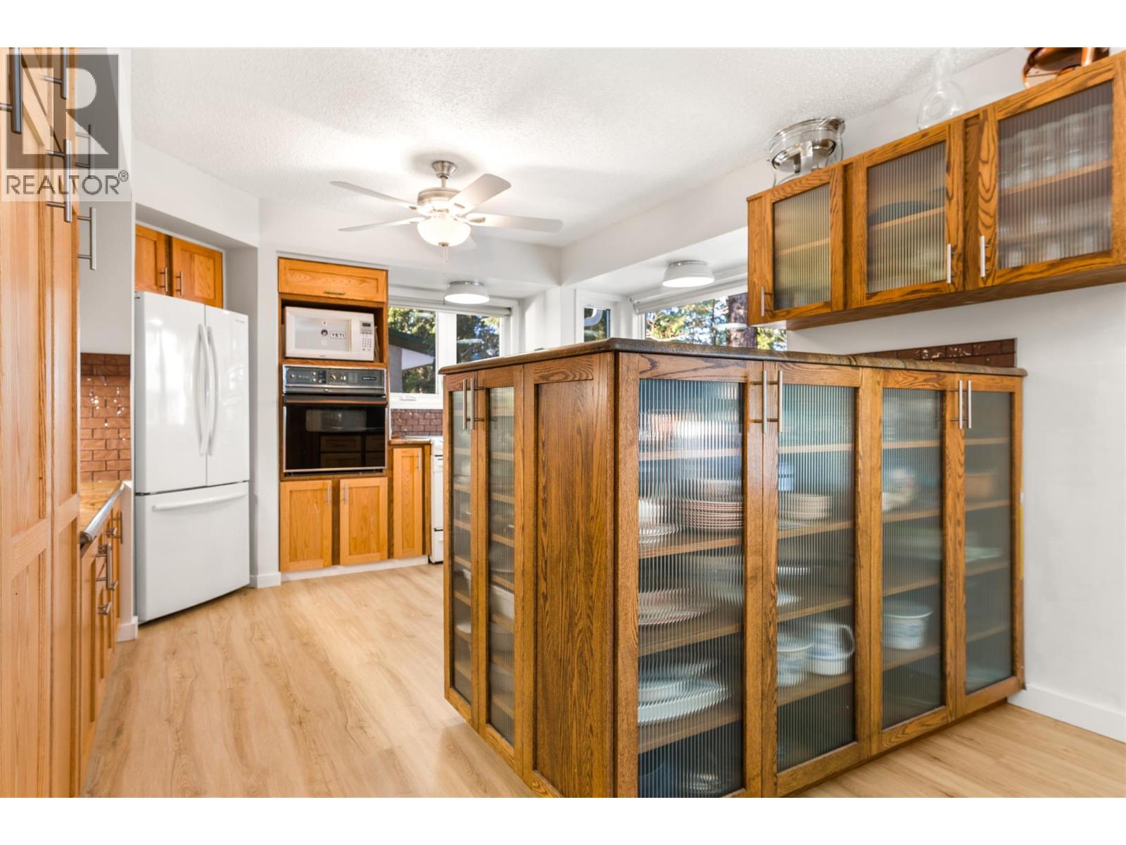 1674 Dogwood Drive, Revelstoke, British Columbia  V0E 2S1 - Photo 12 - 10372844