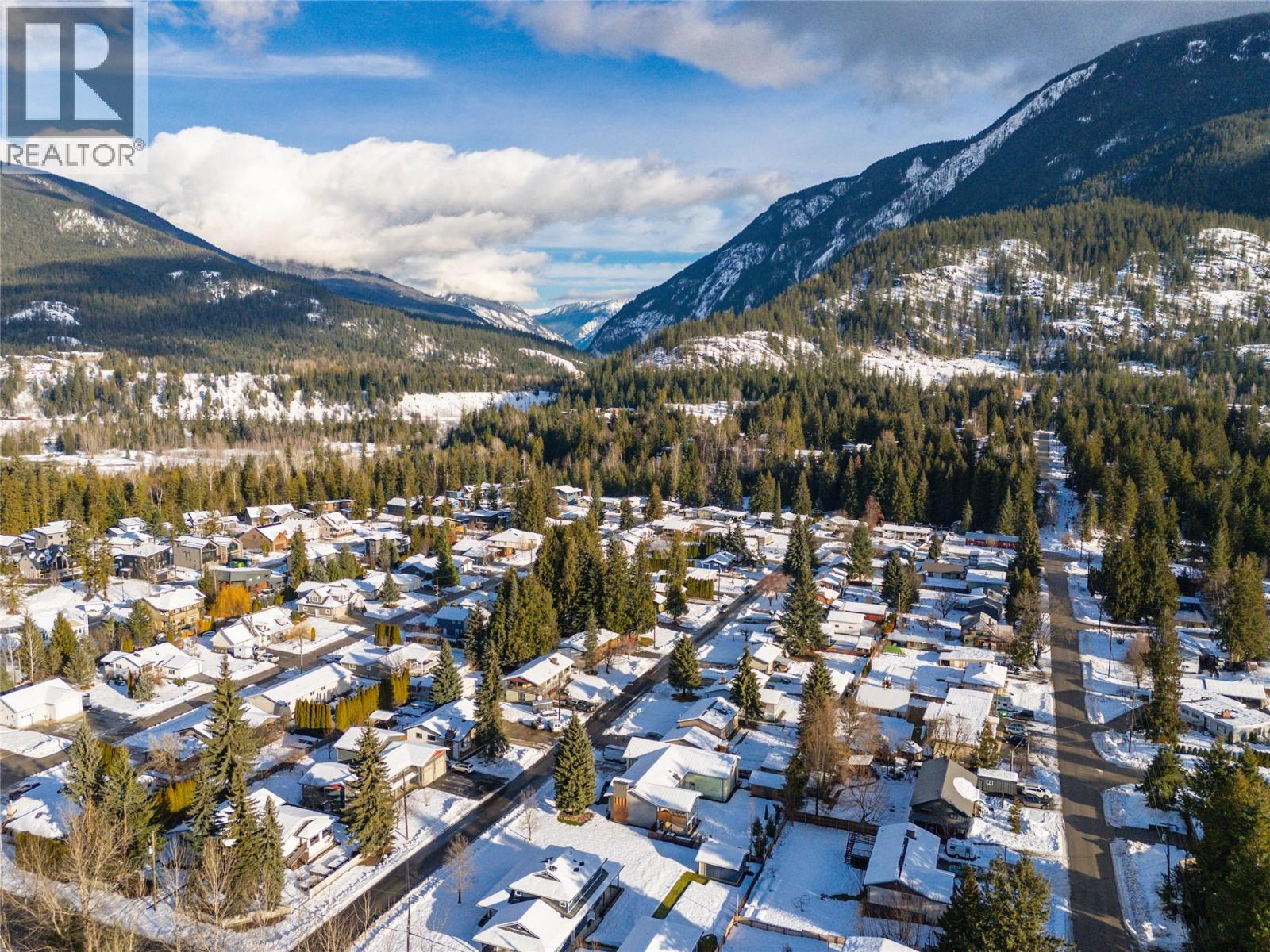 1674 Dogwood Drive, Revelstoke, British Columbia  V0E 2S1 - Photo 47 - 10372844