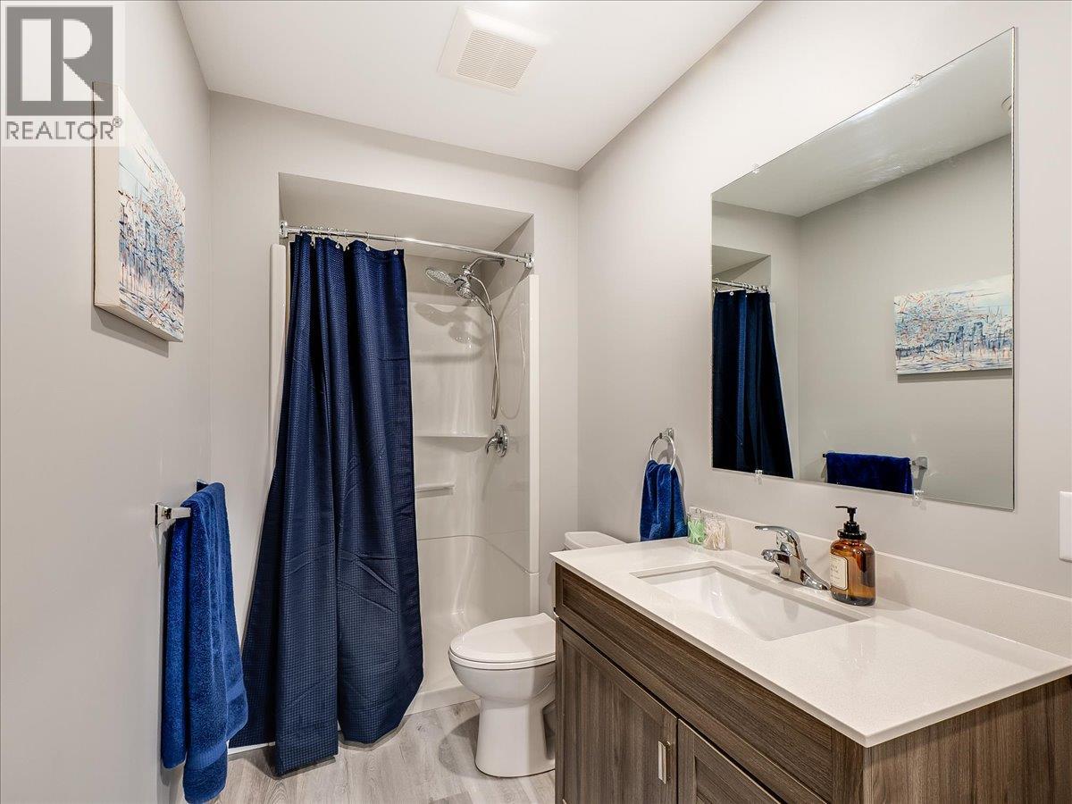 8480 Highway 22a, Trail, British Columbia  V1R 4W8 - Photo 40 - 10373003
