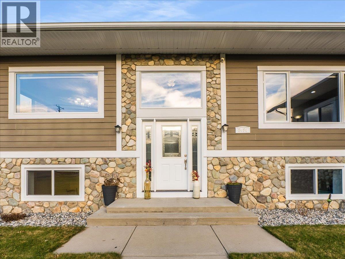 8480 Highway 22a, Trail, British Columbia  V1R 4W8 - Photo 74 - 10373003