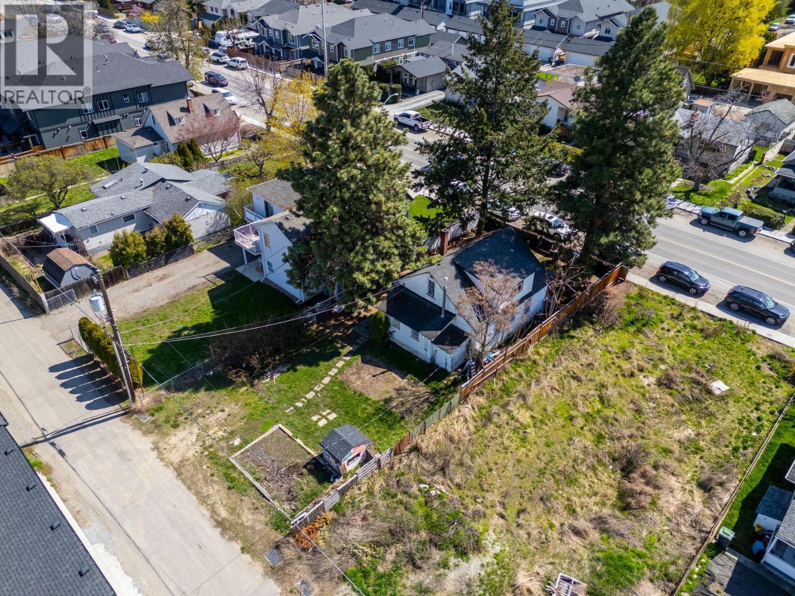 790 Cadder Avenue, Kelowna, British Columbia  V1Y 5N6 - Photo 2 - 10372457