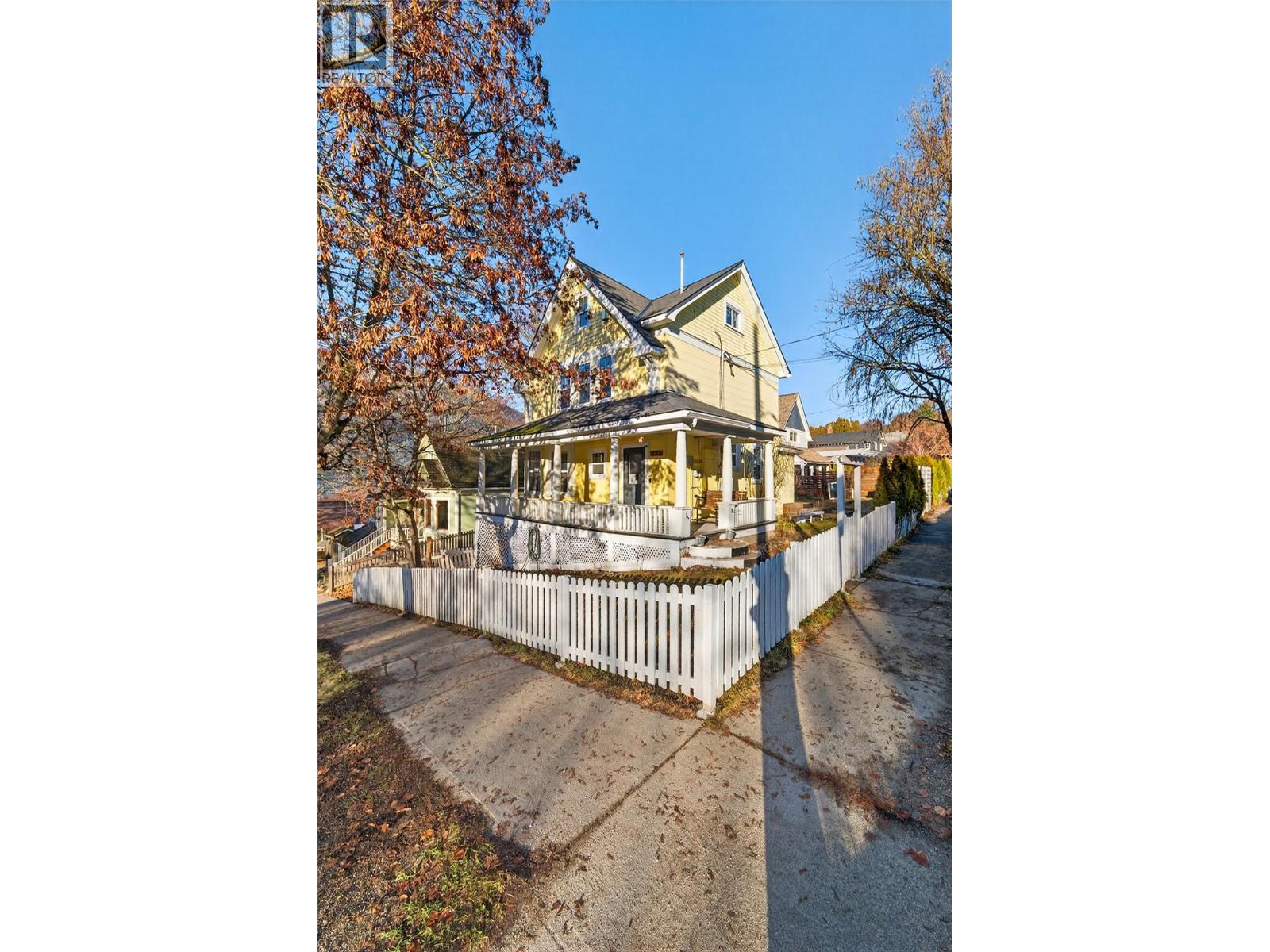 723 Hendryx Street, Nelson, British Columbia  V1L 2B1 - Photo 59 - 10373232