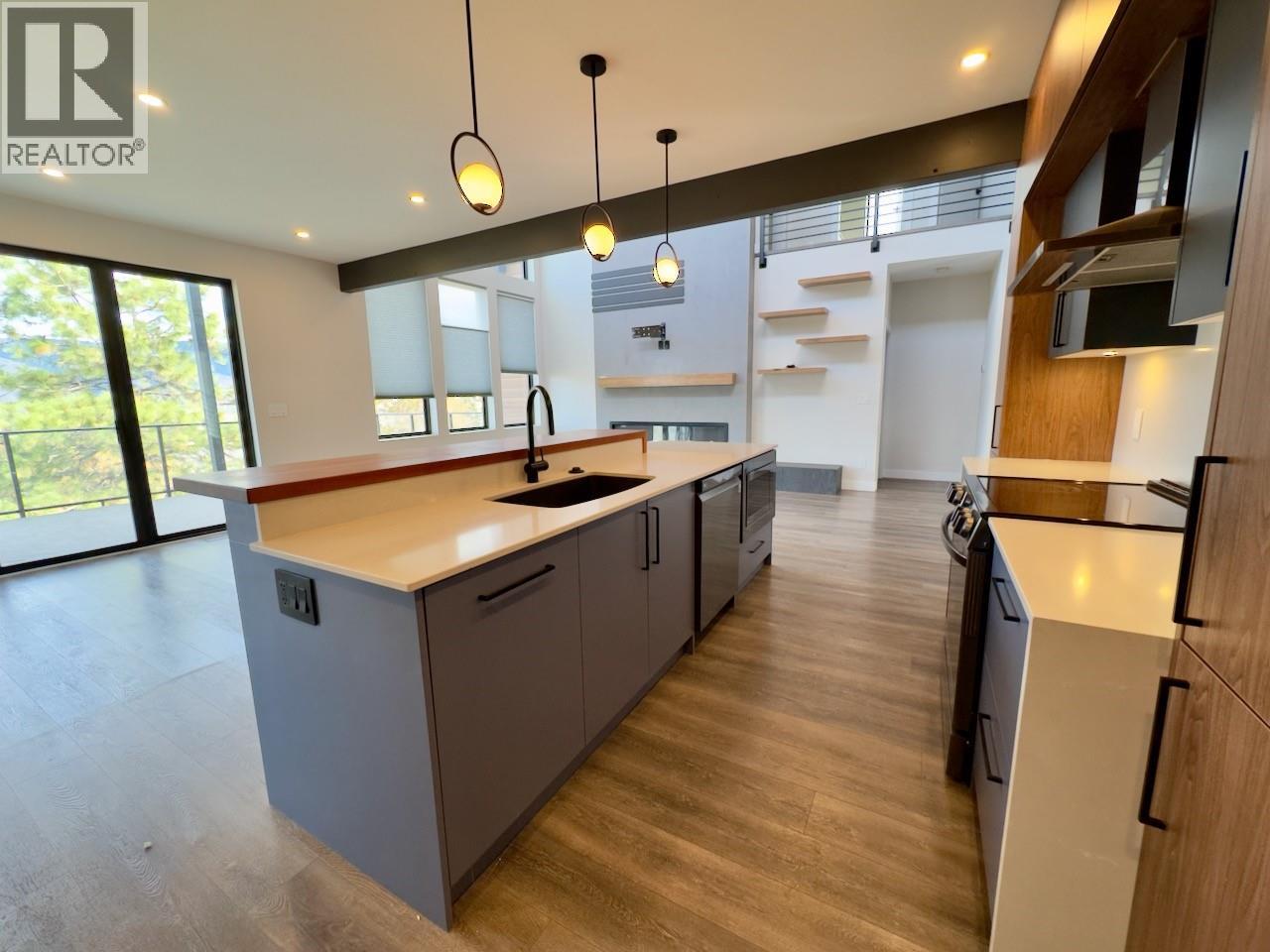 2570 Skeena Dr. Drive, Kamloops, British Columbia  V2E 1V5 - Photo 16 - 10373350