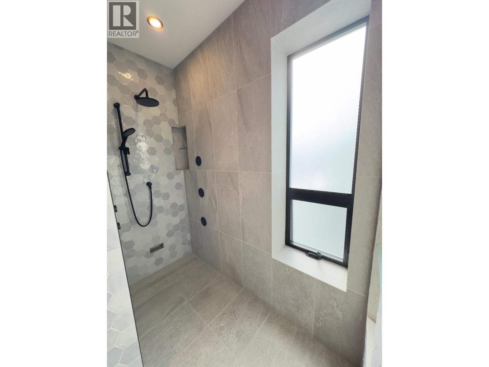 2570 Skeena Dr. Drive, Kamloops, British Columbia  V2E 1V5 - Photo 20 - 10373350