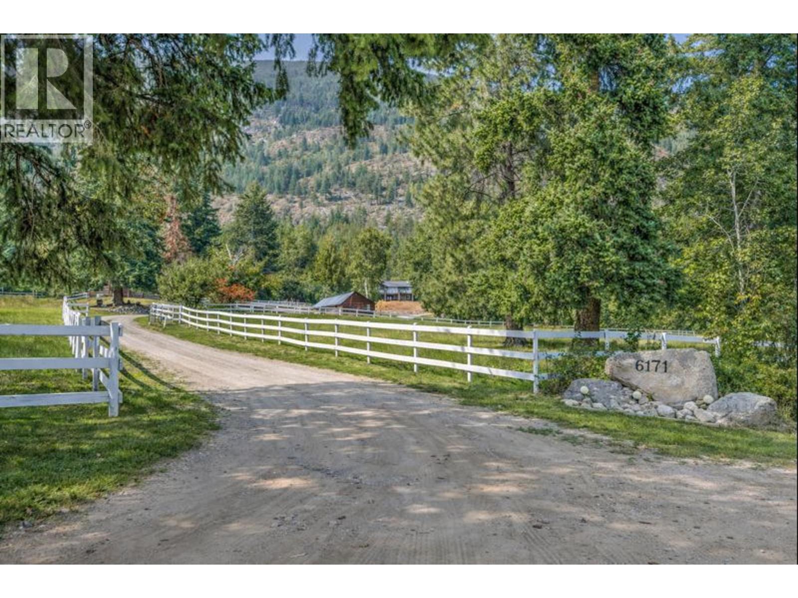 6171 50 Street Nw, Salmon Arm, British Columbia  V1E 3A6 - Photo 43 - 10373228