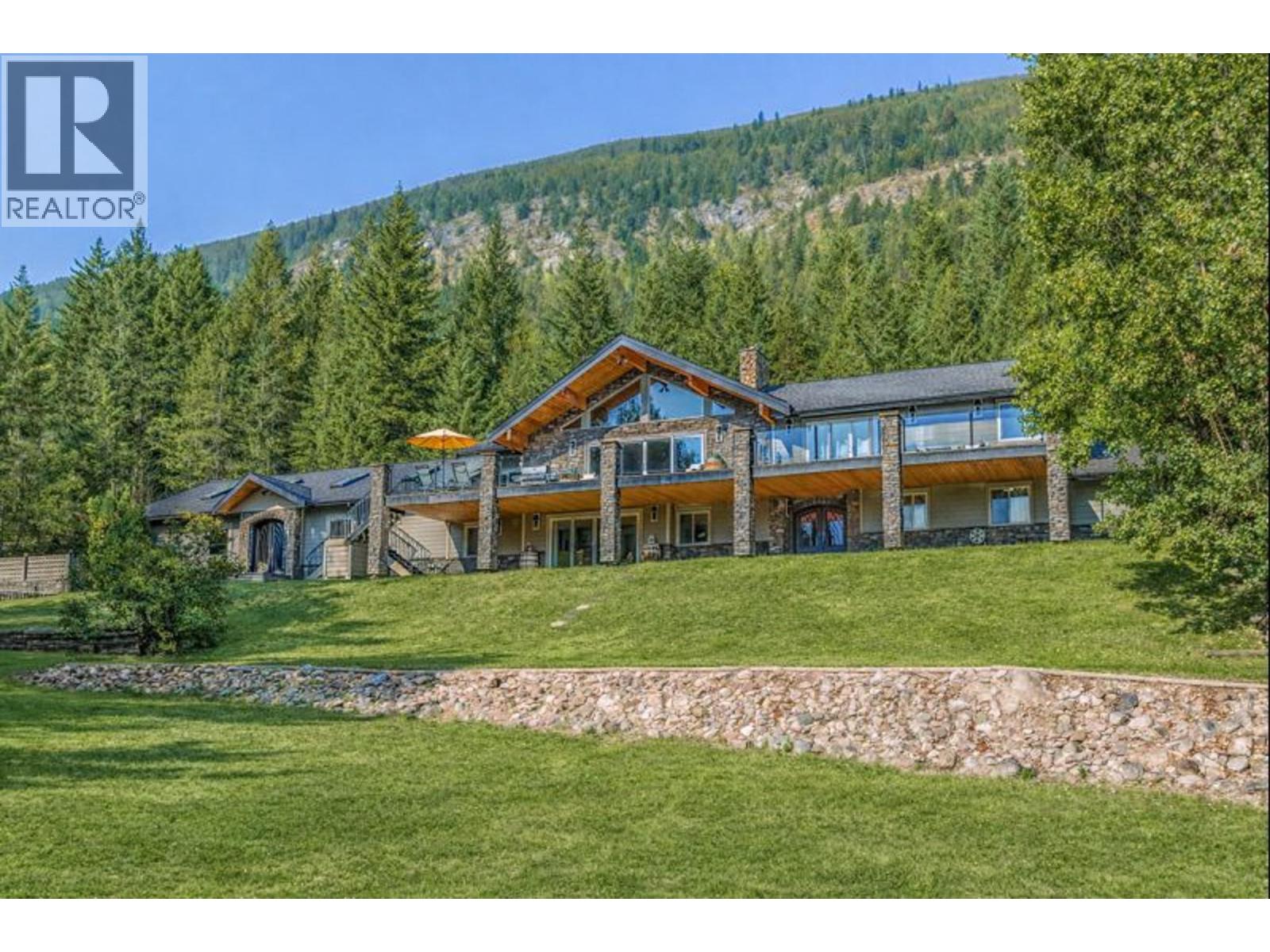 6171 50 Street Nw, Salmon Arm, British Columbia  V1E 3A6 - Photo 5 - 10373228
