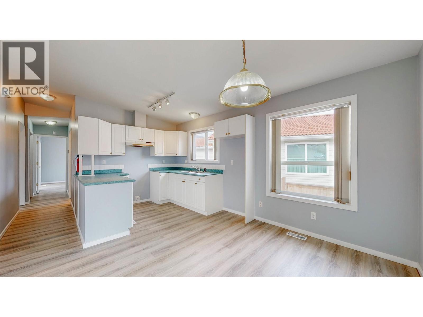 9400 115 Street Unit# 32, Osoyoos, British Columbia  V0H 1V5 - Photo 11 - 10372934