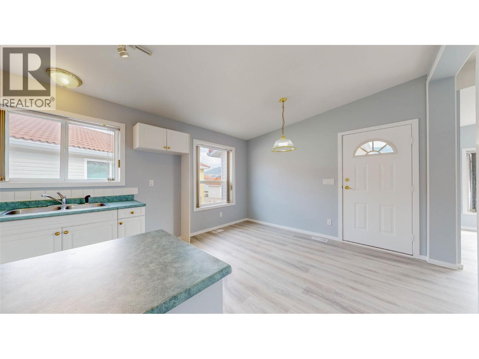 9400 115 Street Unit# 32, Osoyoos, British Columbia  V0H 1V5 - Photo 13 - 10372934