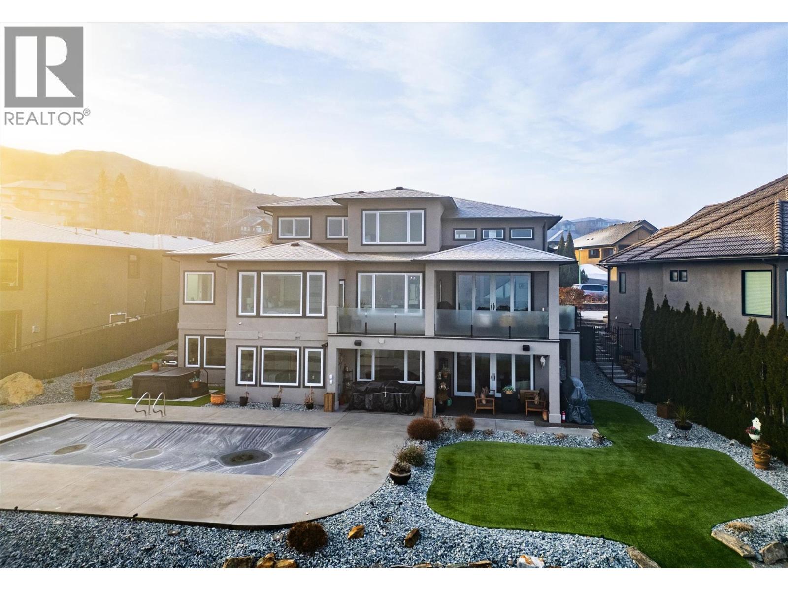 750 Kuipers Crescent, Kelowna, British Columbia  V1W 5H4 - Photo 2 - 10371831