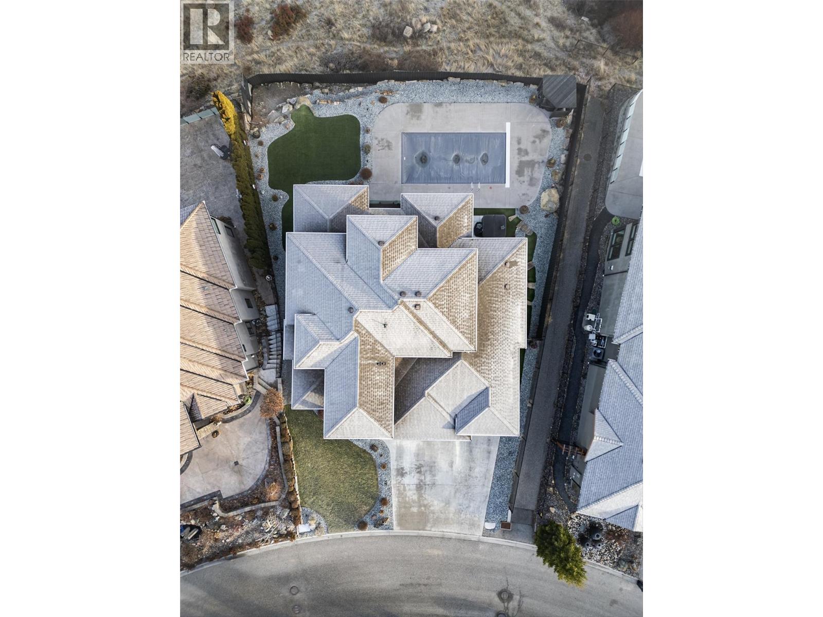 750 Kuipers Crescent, Kelowna, British Columbia  V1W 5H4 - Photo 4 - 10371831