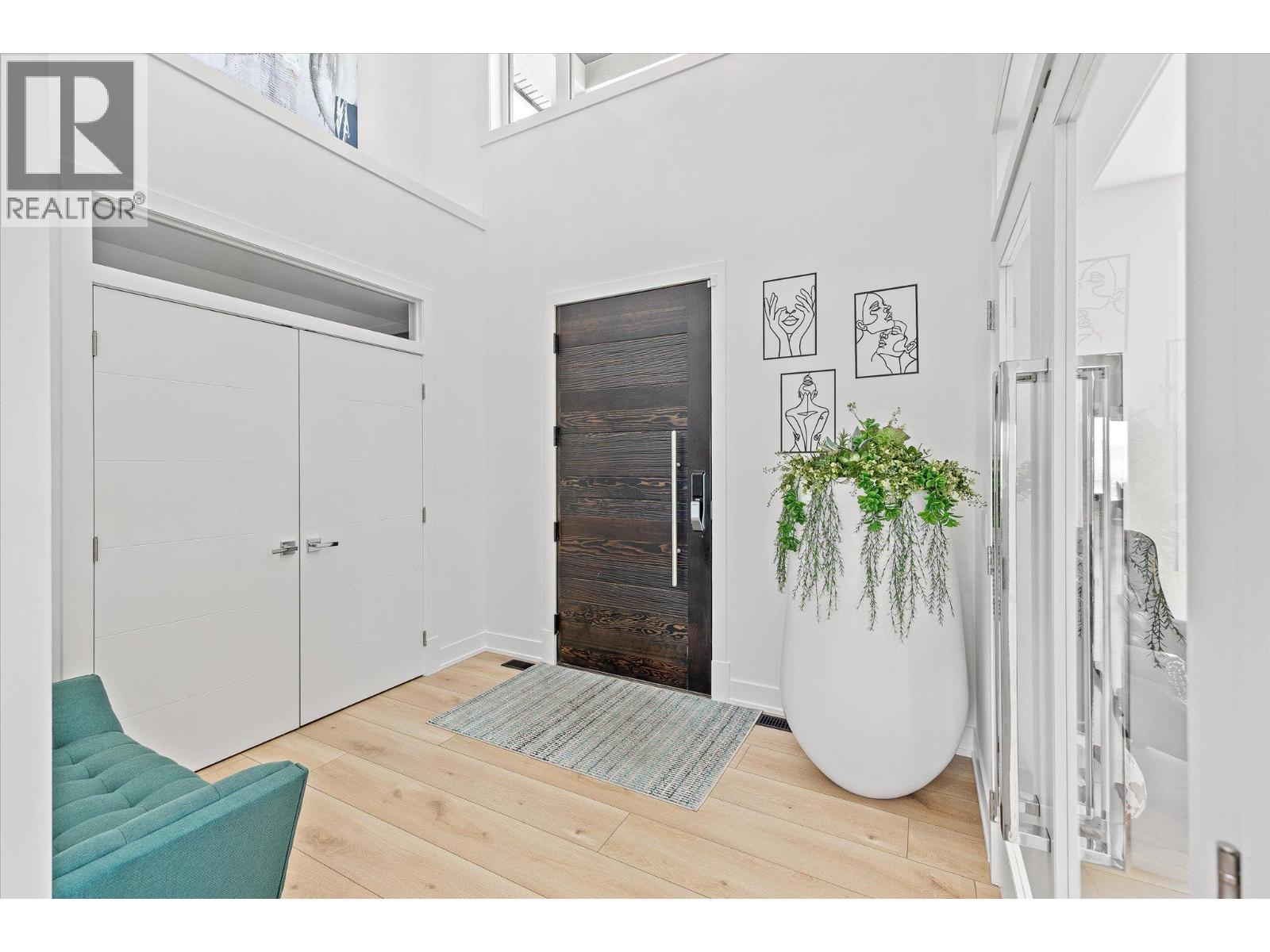 750 Kuipers Crescent, Kelowna, British Columbia  V1W 5H4 - Photo 5 - 10371831