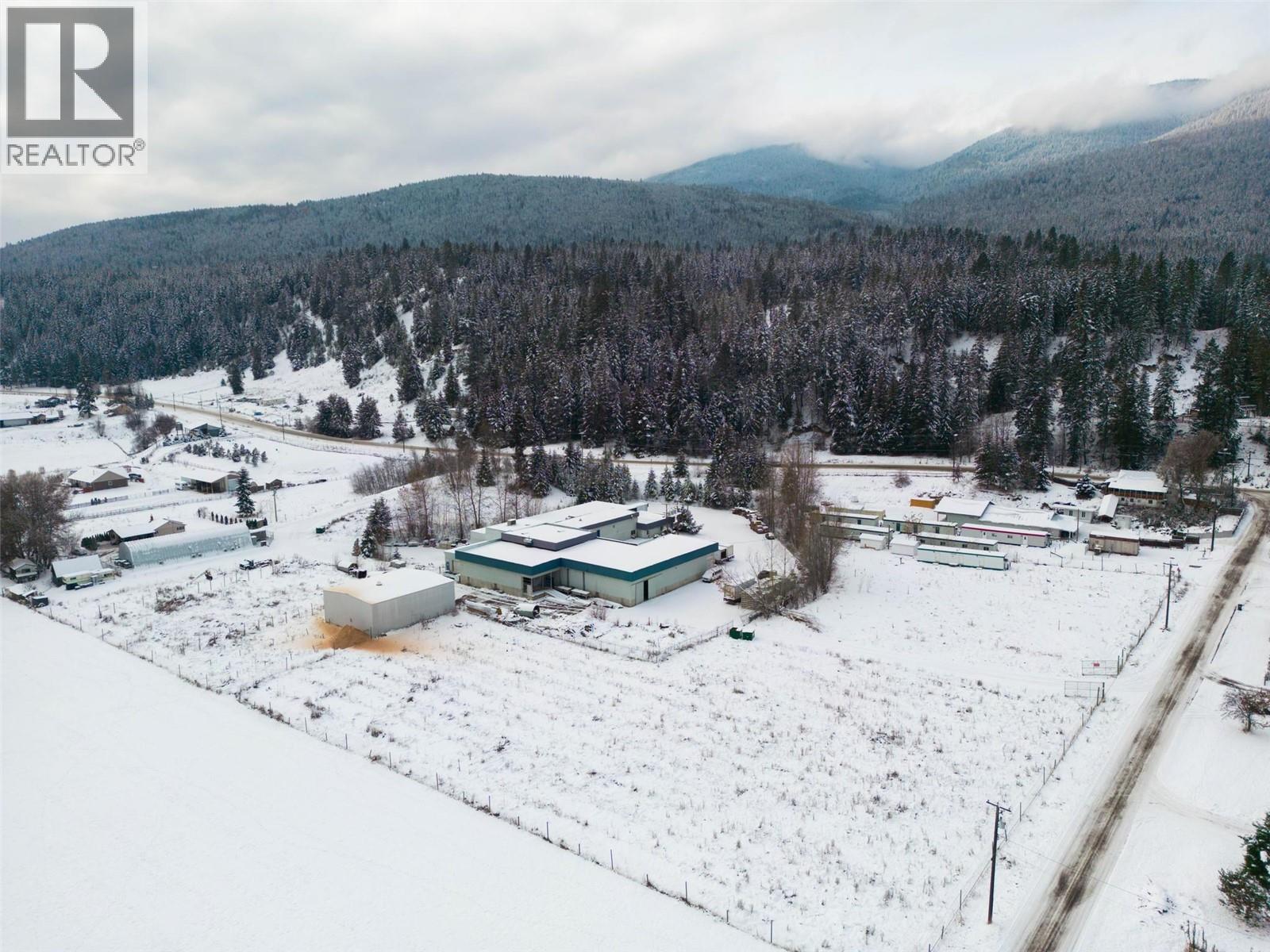 991 Salmon River Road, salmon arm, British Columbia