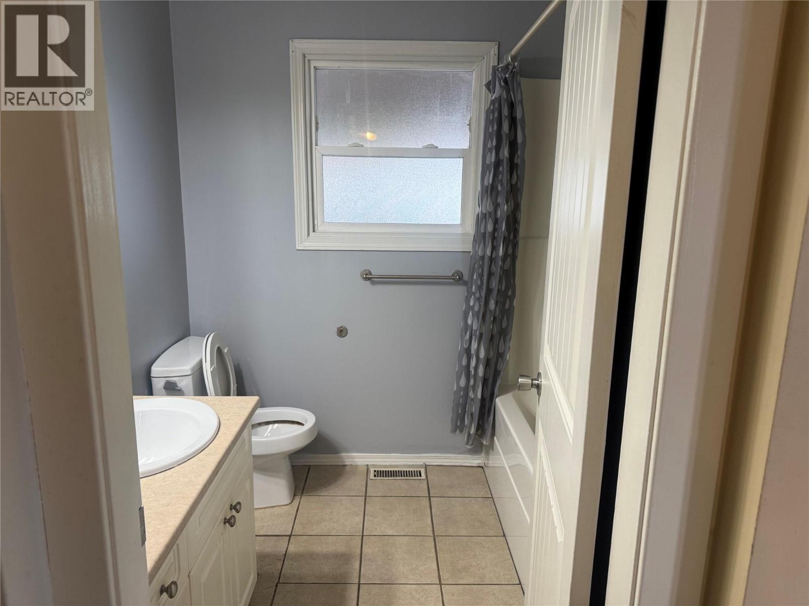 209 Bestwick E Court, Kamloops, British Columbia  V2C 1R9 - Photo 13 - 10373249