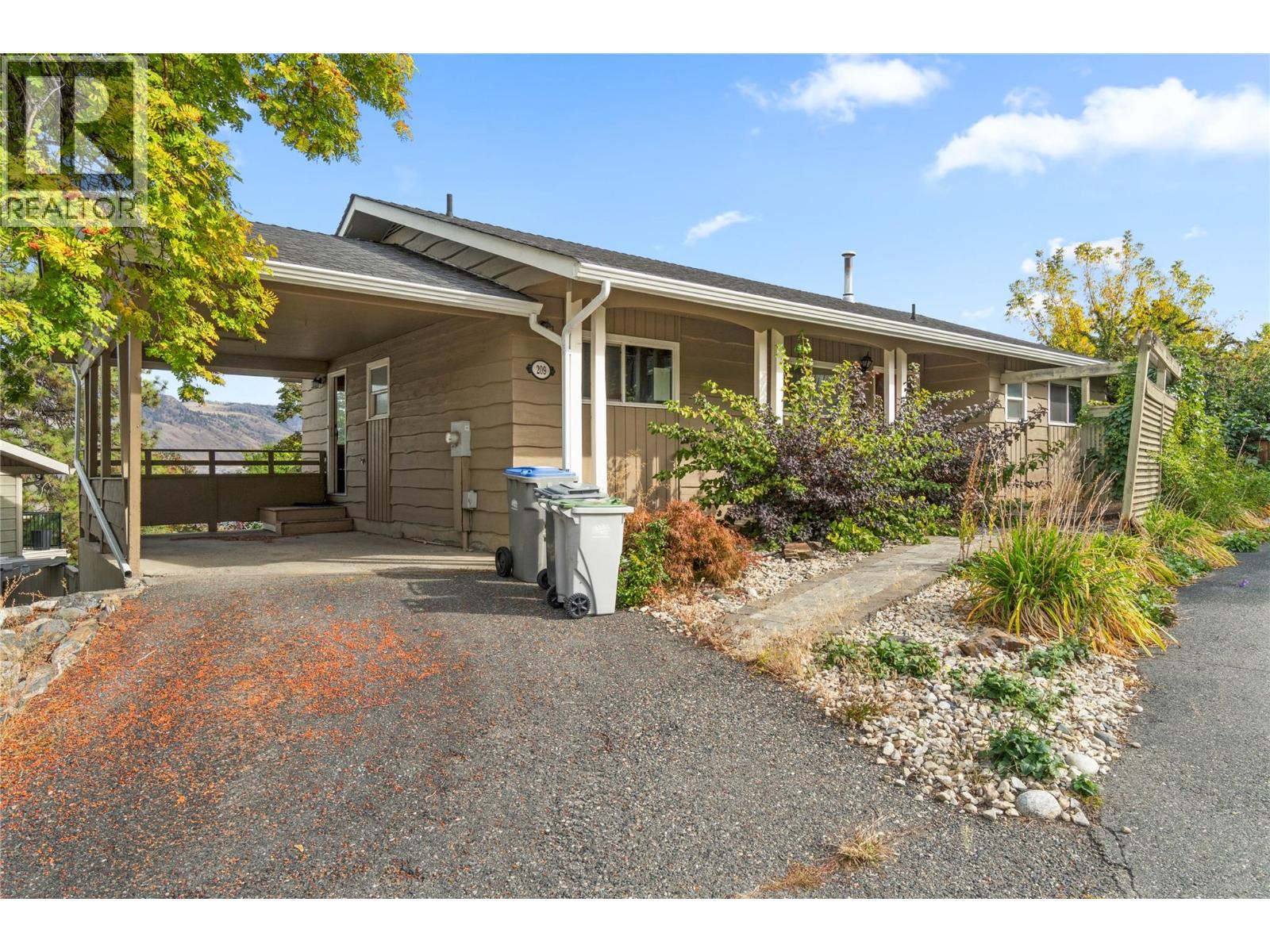 209 Bestwick E Court, Kamloops, British Columbia  V2C 1R9 - Photo 3 - 10373249