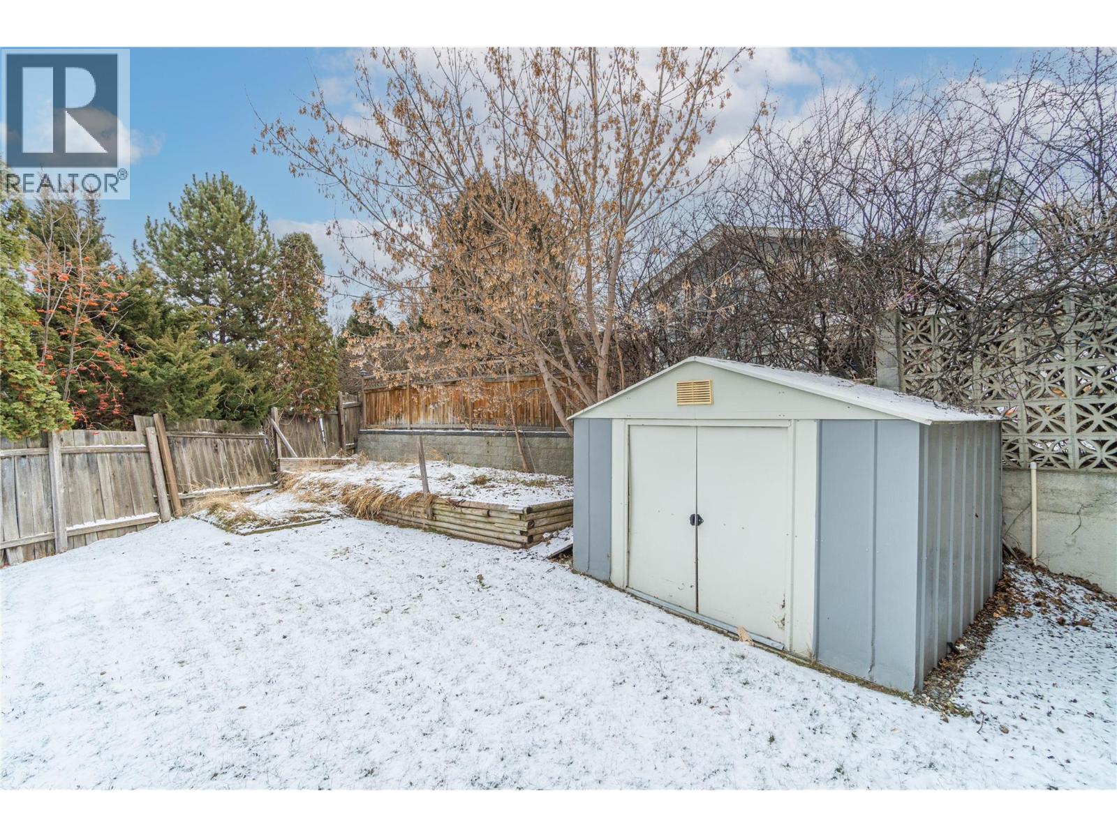 209 Bestwick E Court, Kamloops, British Columbia  V2C 1R9 - Photo 38 - 10373249