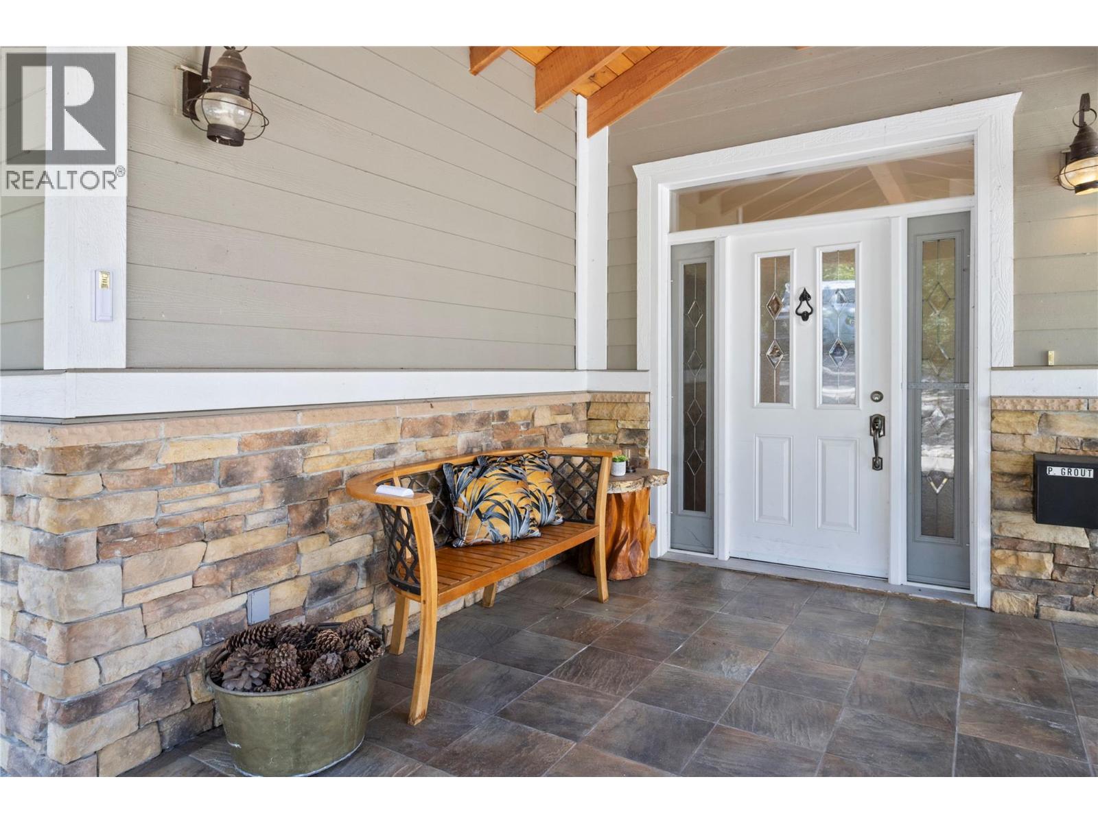 3011 Durham Road, Sorrento, British Columbia  V0E 2W2 - Photo 13 - 10373264