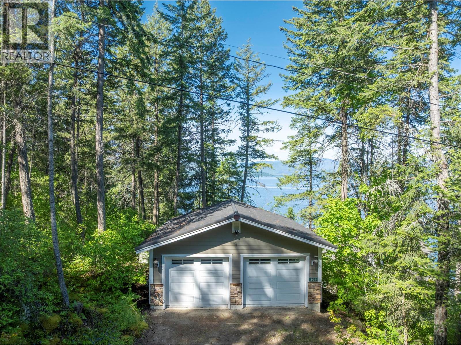 3011 Durham Road, Sorrento, British Columbia  V0E 2W2 - Photo 14 - 10373264