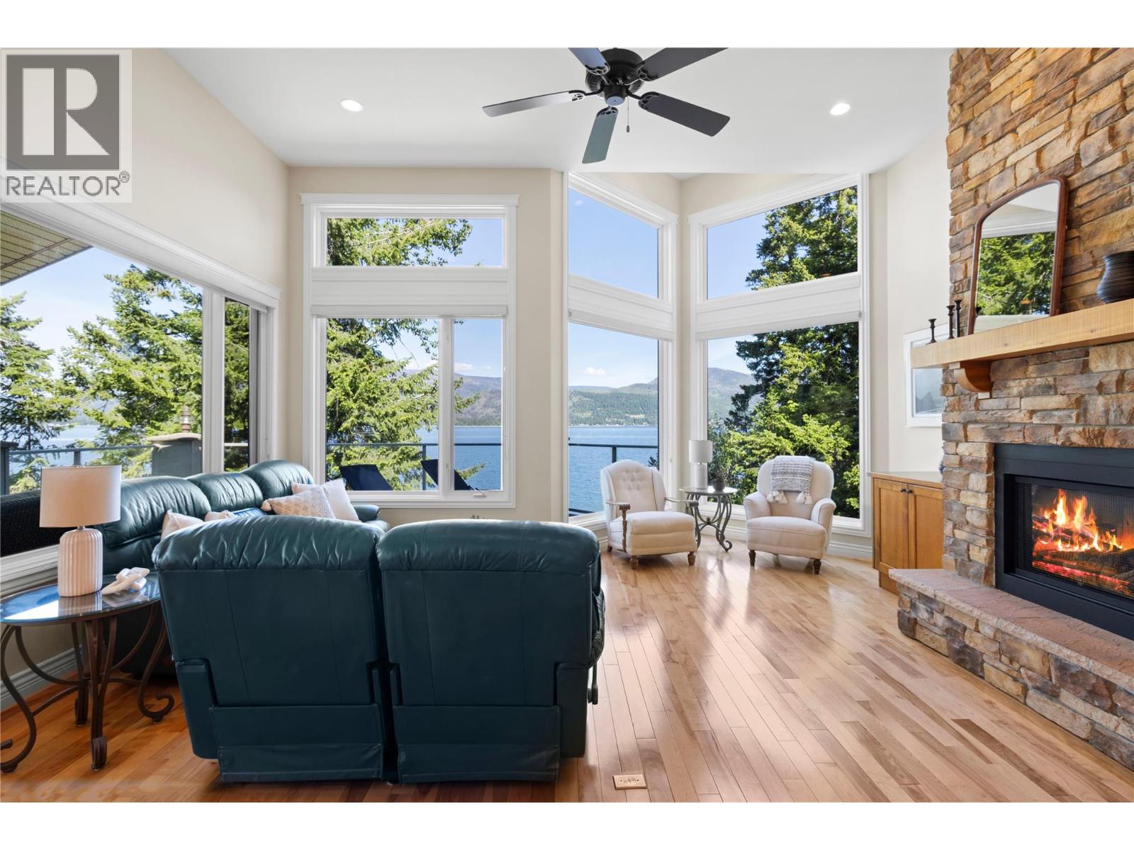 3011 Durham Road, Sorrento, British Columbia  V0E 2W2 - Photo 16 - 10373264