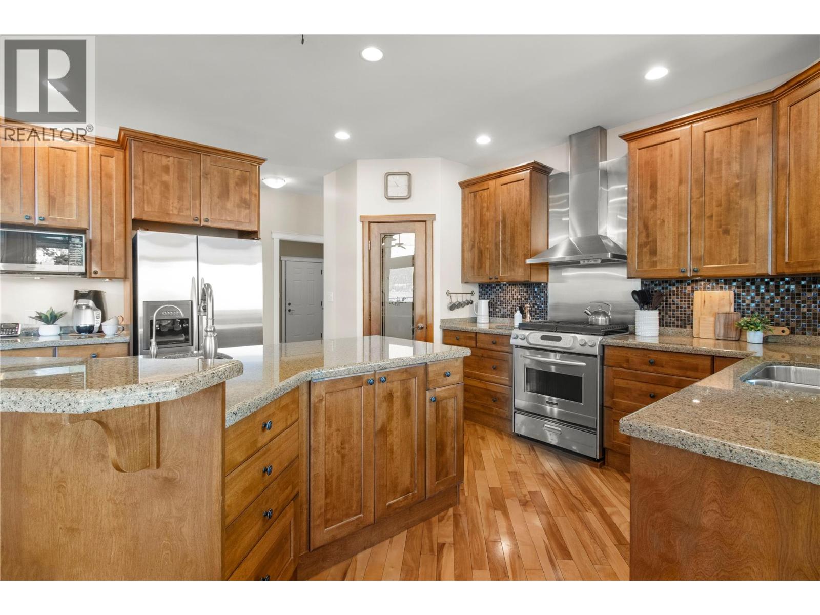 3011 Durham Road, Sorrento, British Columbia  V0E 2W2 - Photo 23 - 10373264