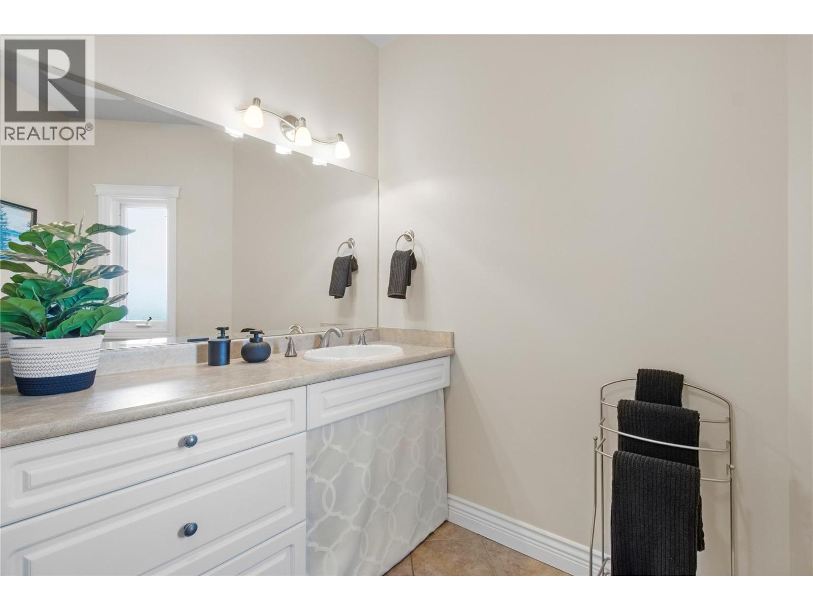 3011 Durham Road, Sorrento, British Columbia  V0E 2W2 - Photo 46 - 10373264