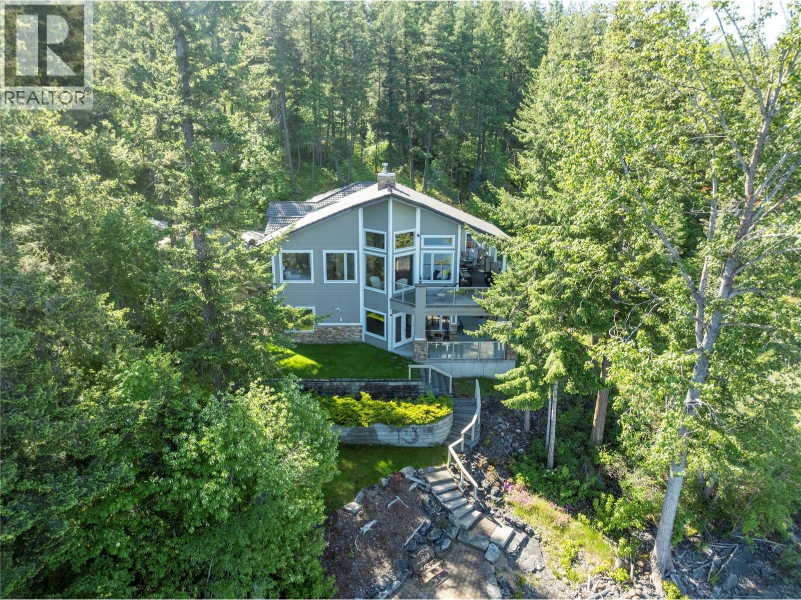 3011 Durham Road, Sorrento, British Columbia  V0E 2W2 - Photo 5 - 10373264