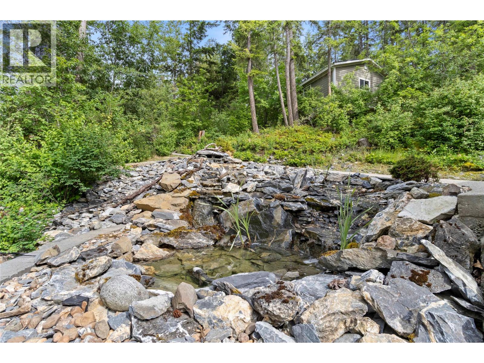3011 Durham Road, Sorrento, British Columbia  V0E 2W2 - Photo 6 - 10373264