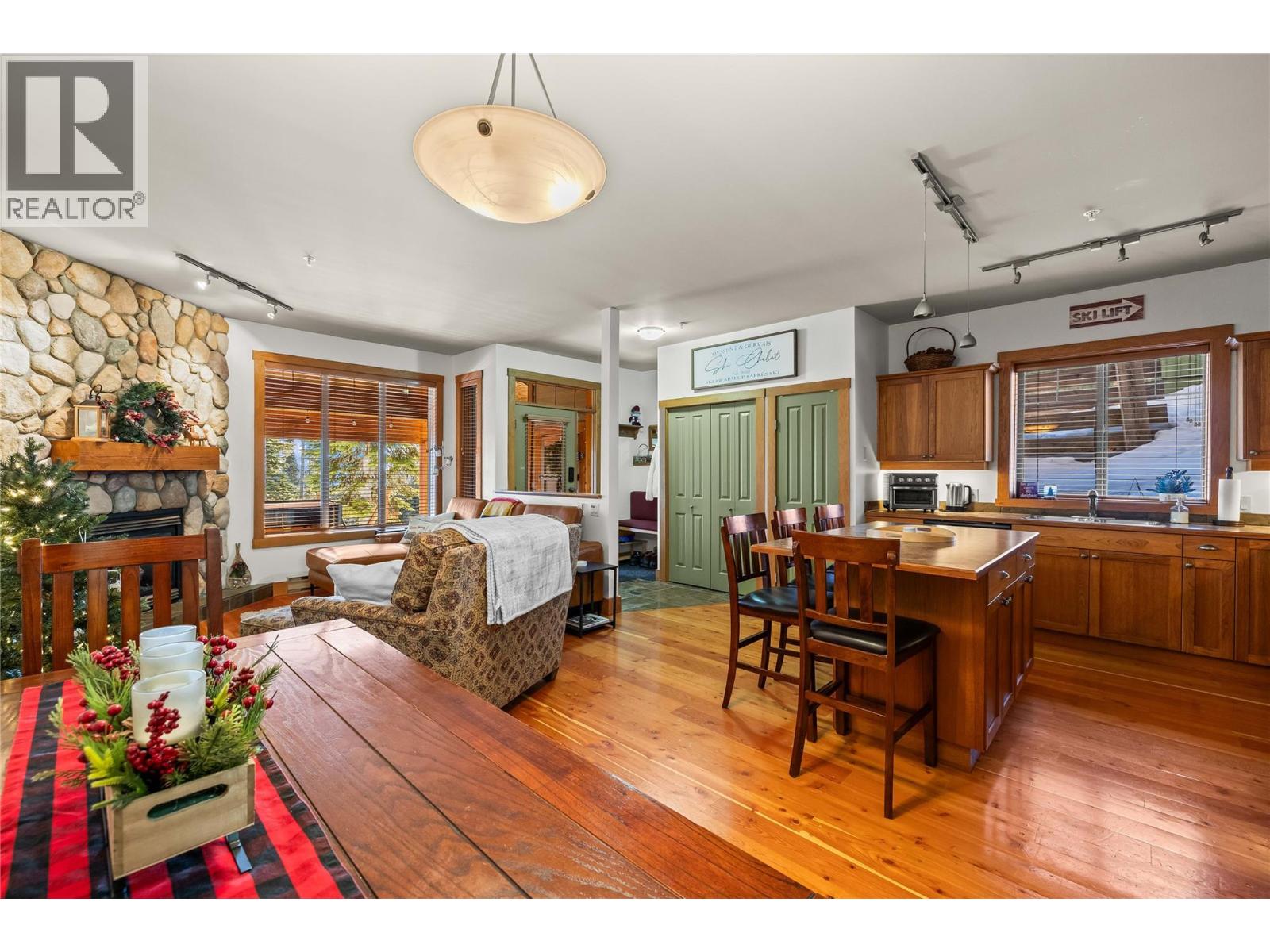 4899 Snowpines Road Unit# D, Big White, British Columbia  V1P 1P3 - Photo 3 - 10373356