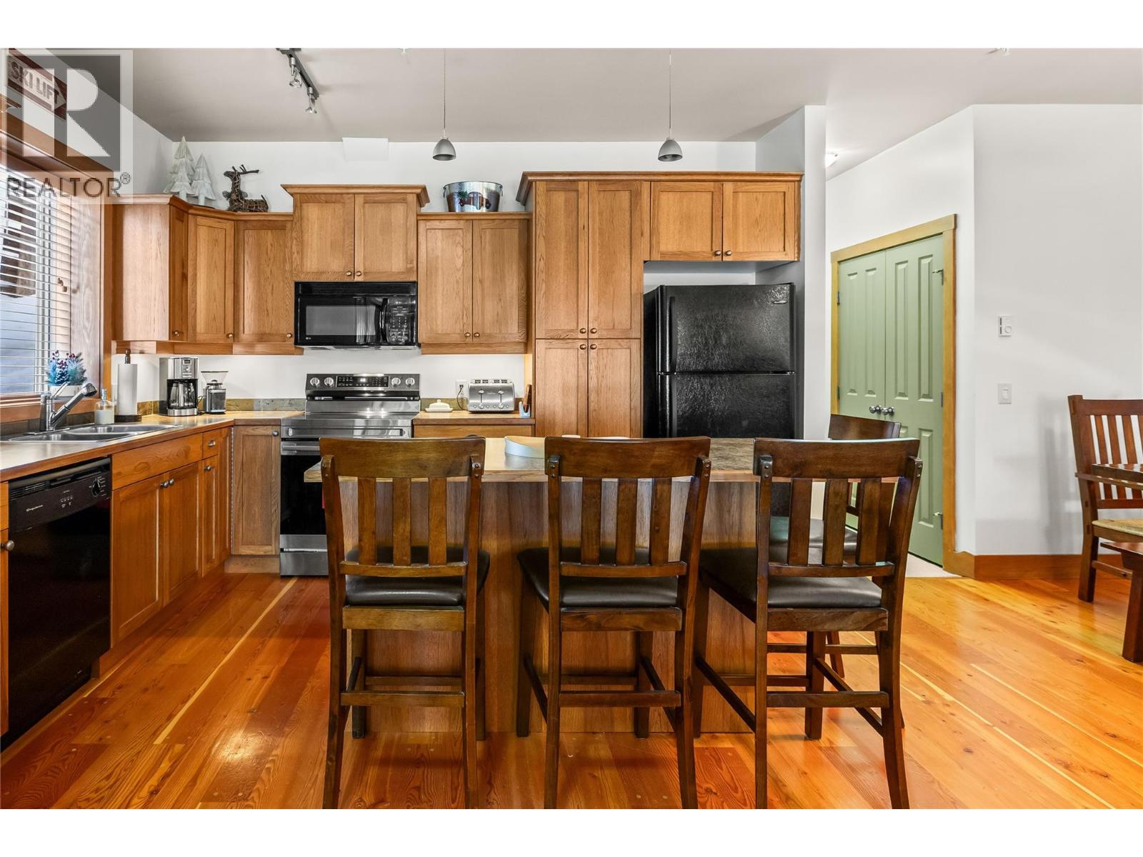 4899 Snowpines Road Unit# D, Big White, British Columbia  V1P 1P3 - Photo 4 - 10373356