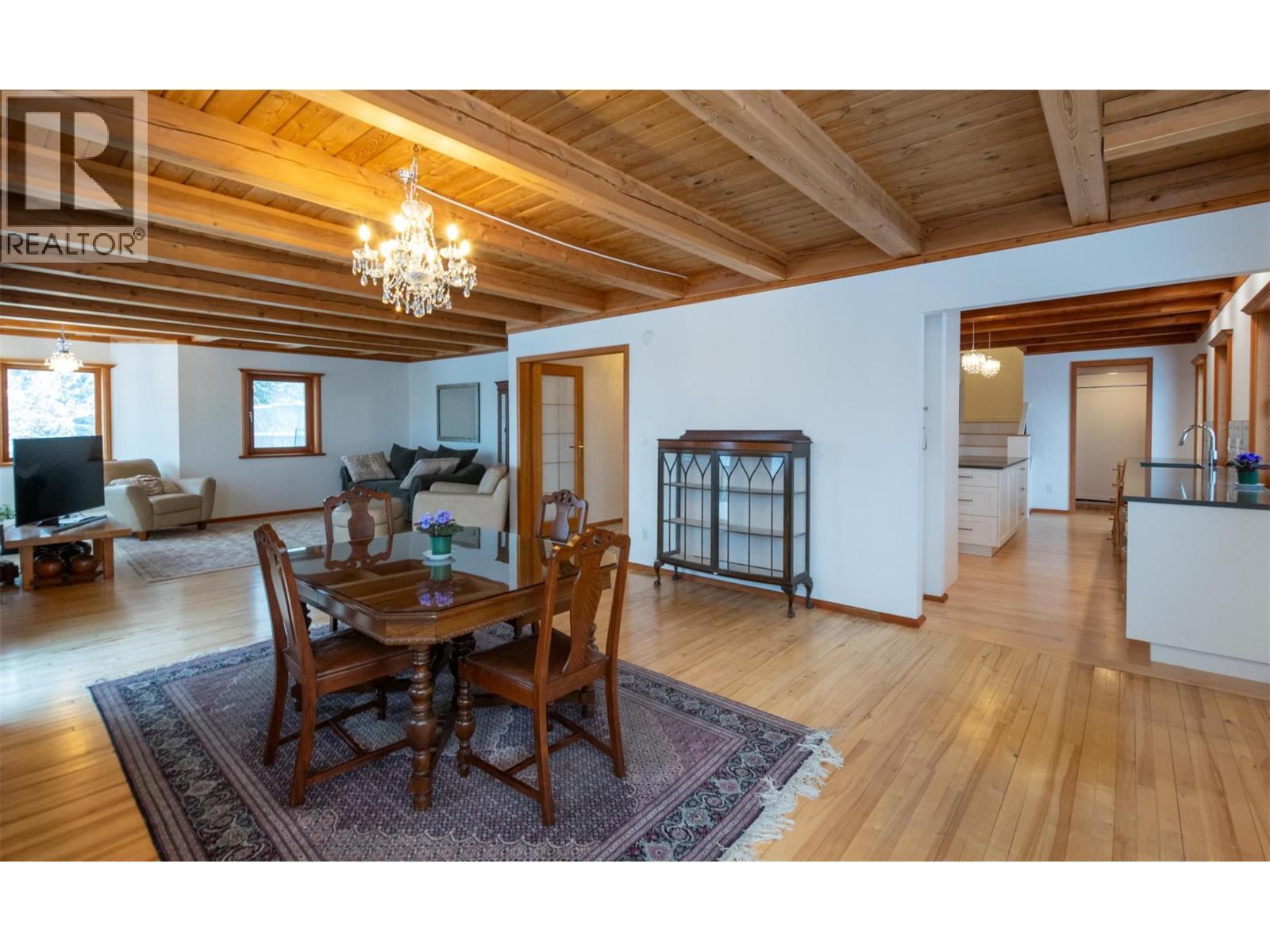 100 Lidstone Road, Salmon Arm, British Columbia  V1E 2Y1 - Photo 12 - 10373217