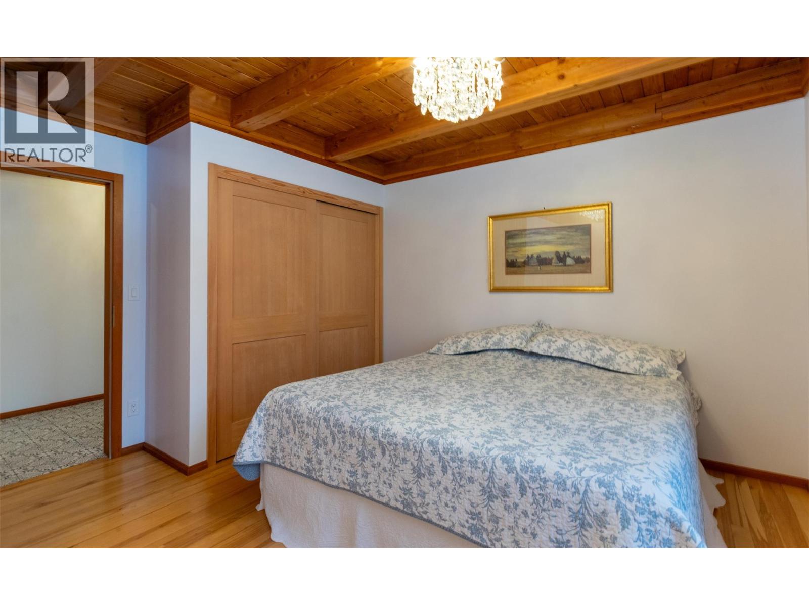 100 Lidstone Road, Salmon Arm, British Columbia  V1E 2Y1 - Photo 18 - 10373217