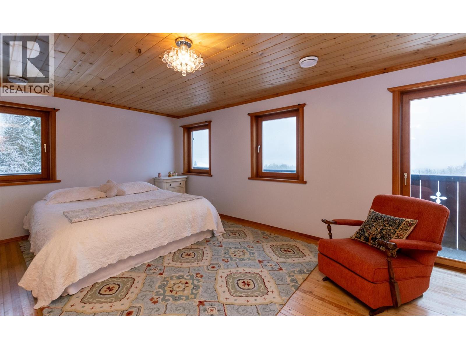 100 Lidstone Road, Salmon Arm, British Columbia  V1E 2Y1 - Photo 21 - 10373217