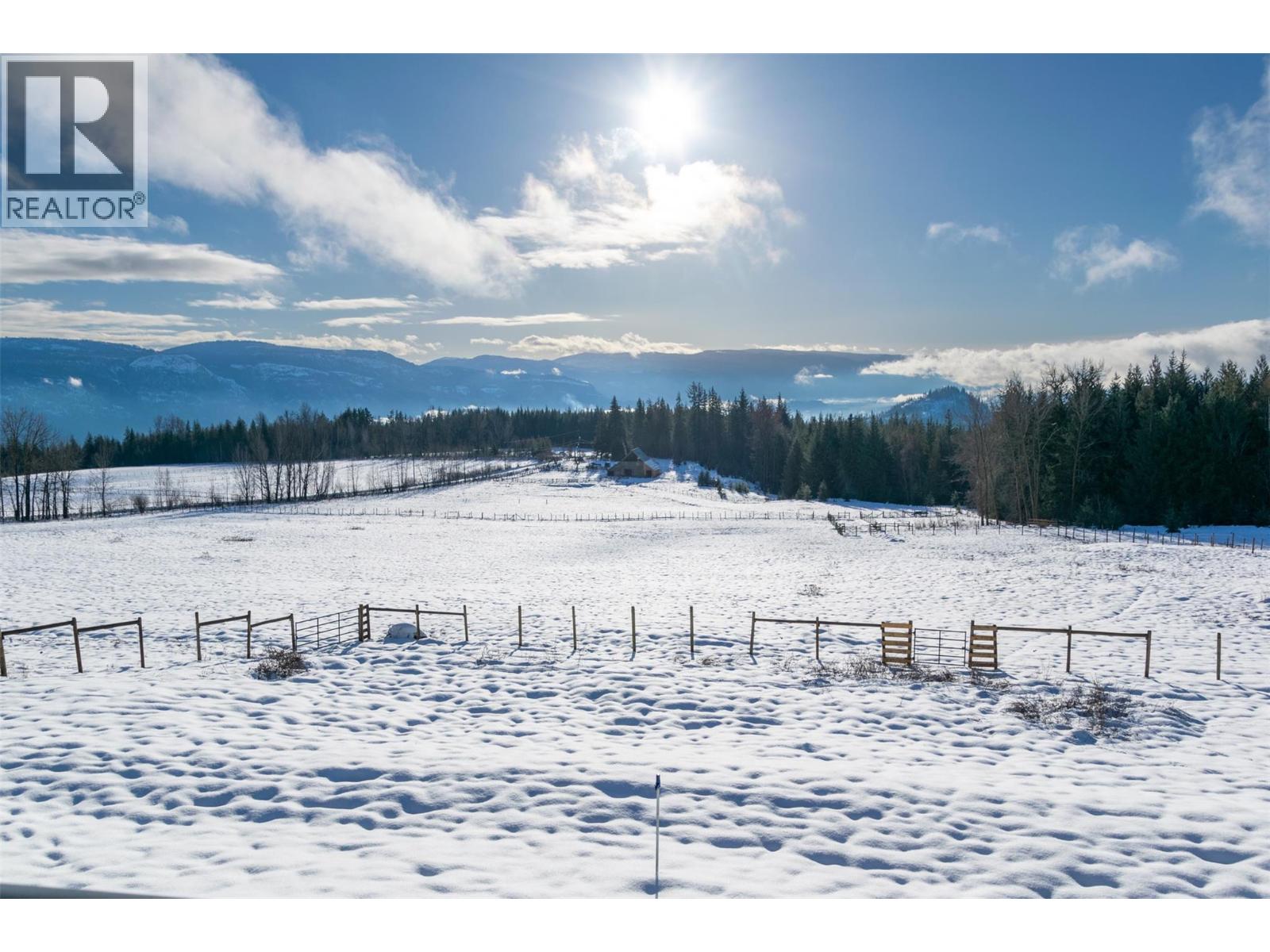 100 Lidstone Road, Salmon Arm, British Columbia  V1E 2Y1 - Photo 51 - 10373217