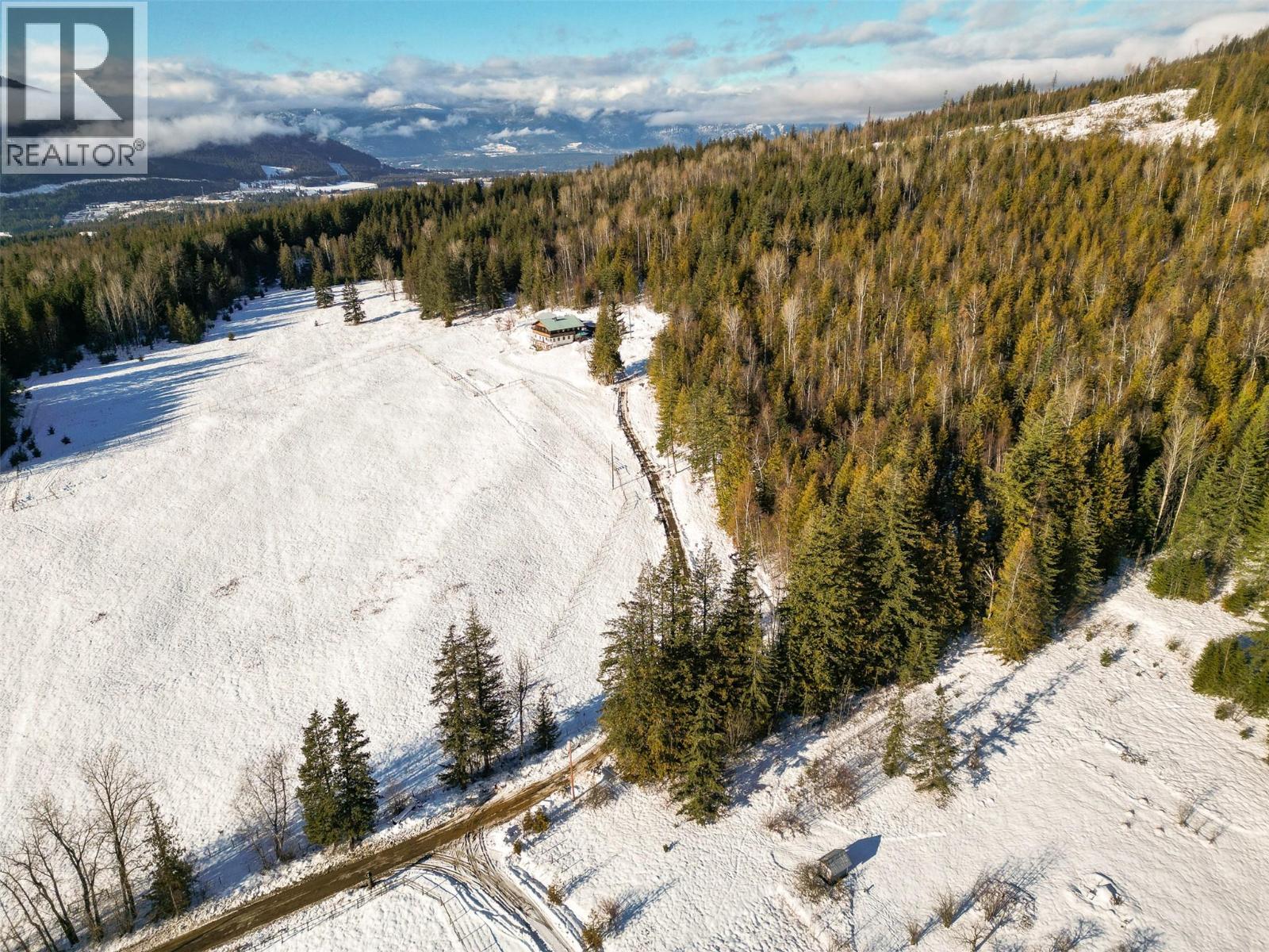 100 Lidstone Road, Salmon Arm, British Columbia  V1E 2Y1 - Photo 56 - 10373217