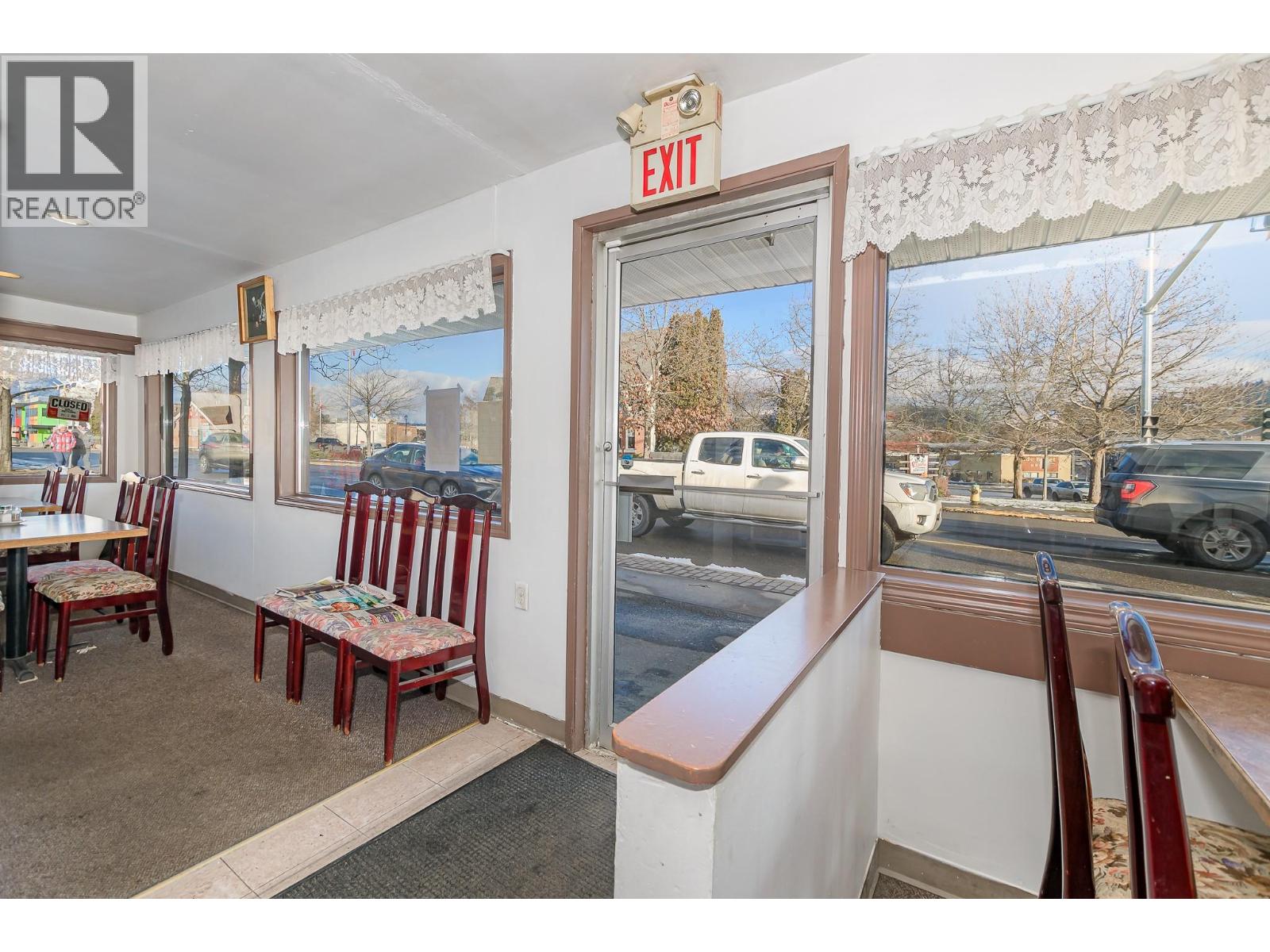 21 & 61 Shuswap Street Nw, Salmon Arm, British Columbia  V1E 4N7 - Photo 10 - 10373348