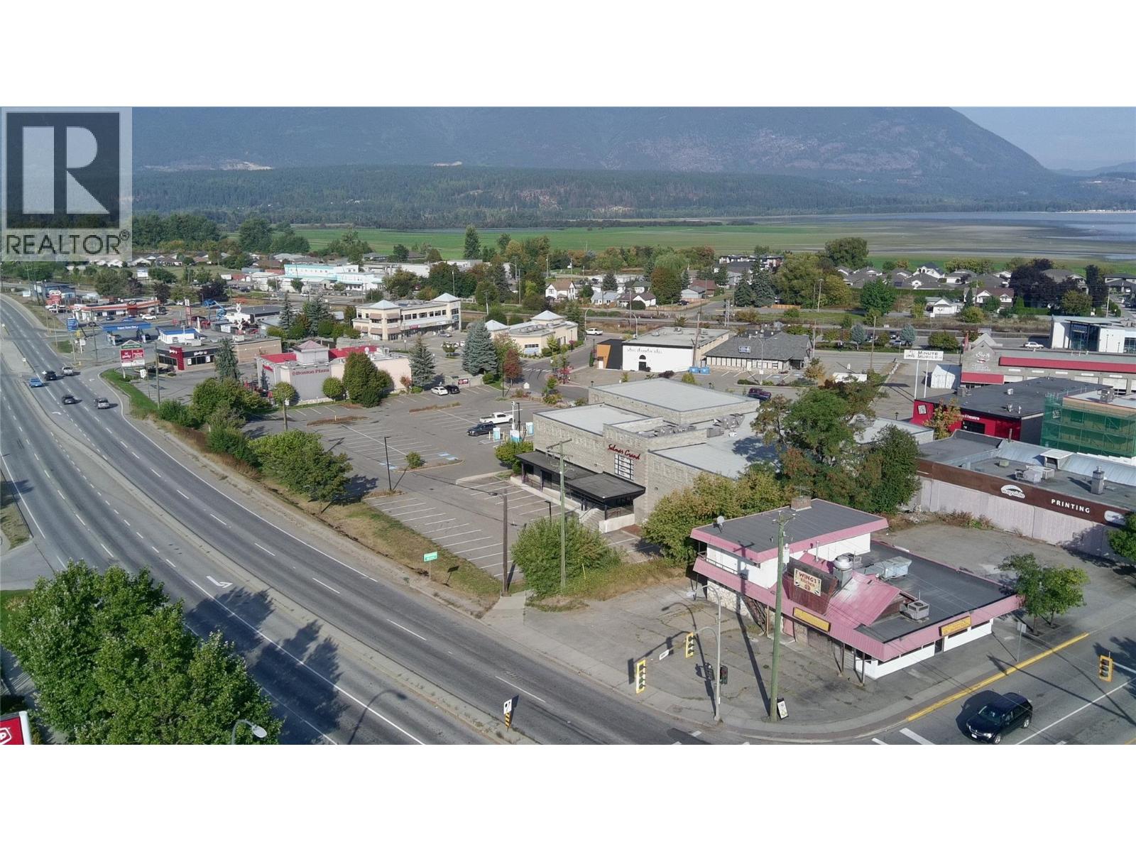 21 & 61 Shuswap Street Nw, Salmon Arm, British Columbia  V1E 4N7 - Photo 22 - 10373348