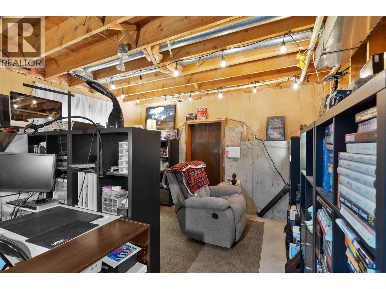 2024 Wilkinson Street, Kelowna, British Columbia  V1Y 3Z8 - Photo 31 - 10373329
