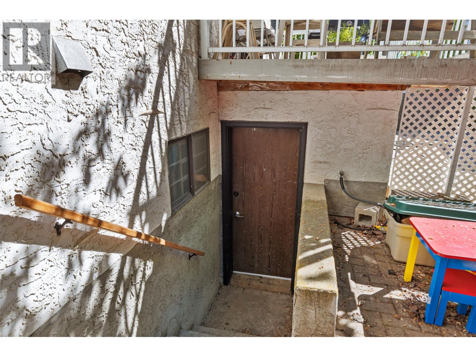 2024 Wilkinson Street, Kelowna, British Columbia  V1Y 3Z8 - Photo 36 - 10373329