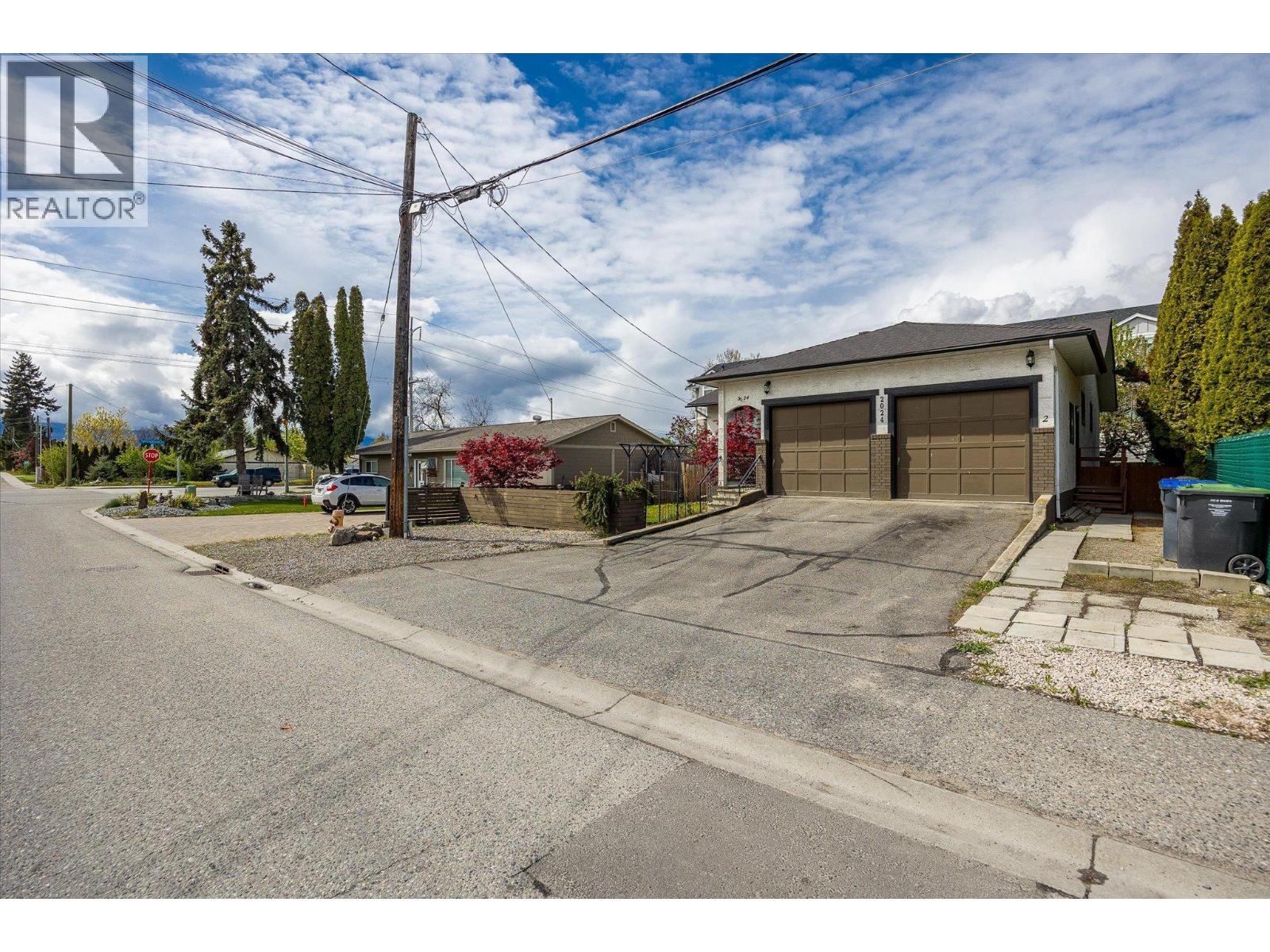 2024 Wilkinson Street, Kelowna, British Columbia  V1Y 3Z8 - Photo 4 - 10373329