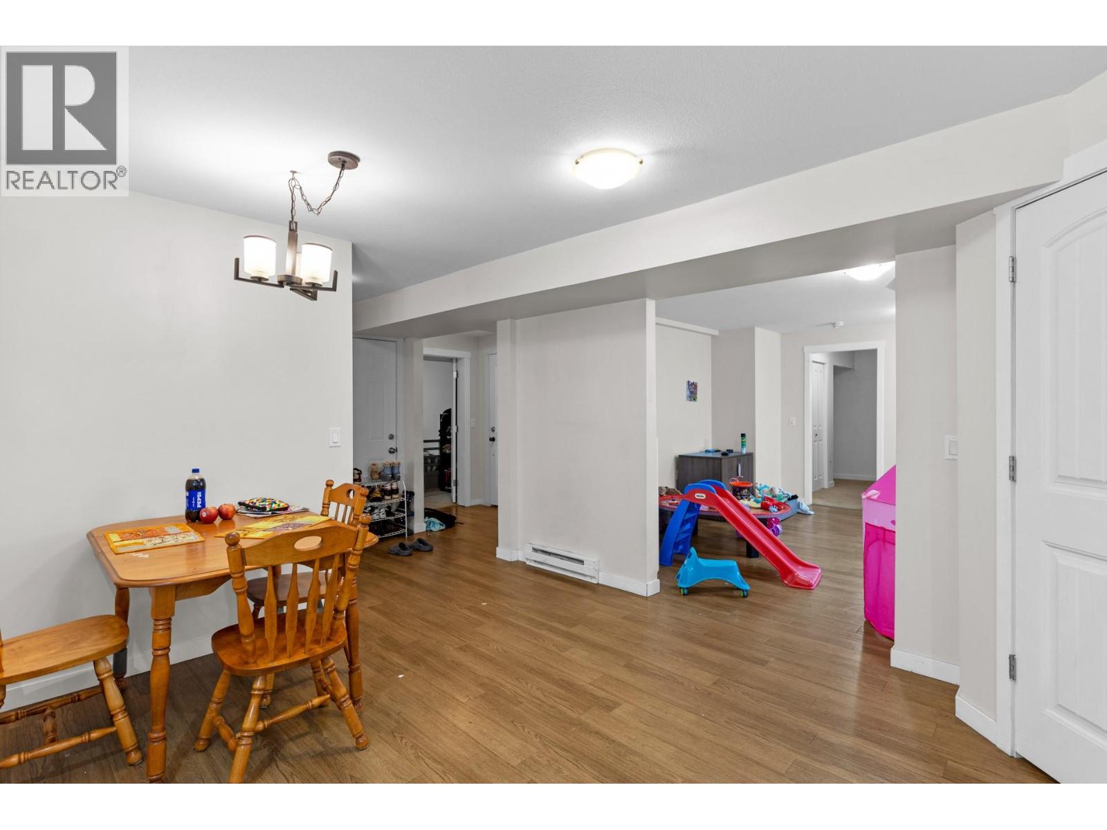 2024 Wilkinson Street, Kelowna, British Columbia  V1Y 3Z8 - Photo 45 - 10373329