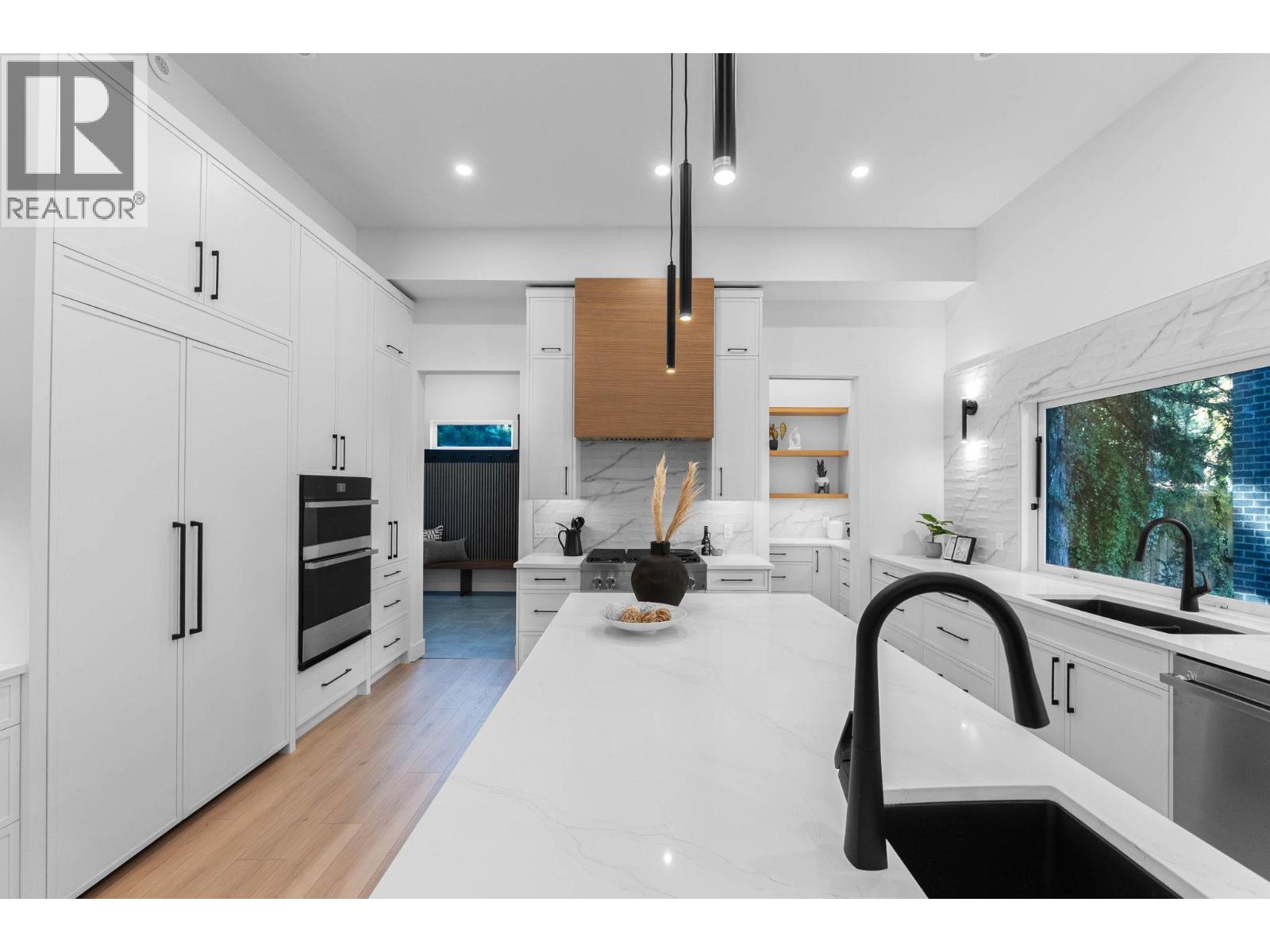 4630 Mcclure Road, Kelowna, British Columbia  V1W 1L6 - Photo 11 - 10373247
