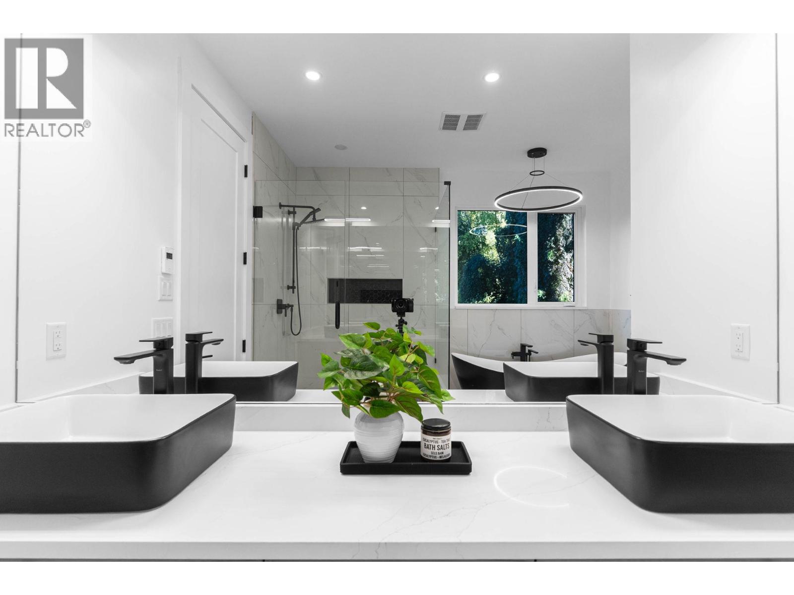 4630 Mcclure Road, Kelowna, British Columbia  V1W 1L6 - Photo 28 - 10373247