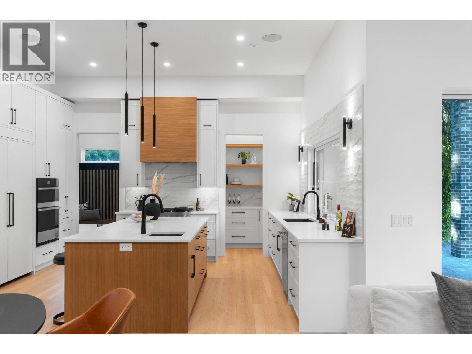 4630 Mcclure Road, Kelowna, British Columbia  V1W 1L6 - Photo 9 - 10373247