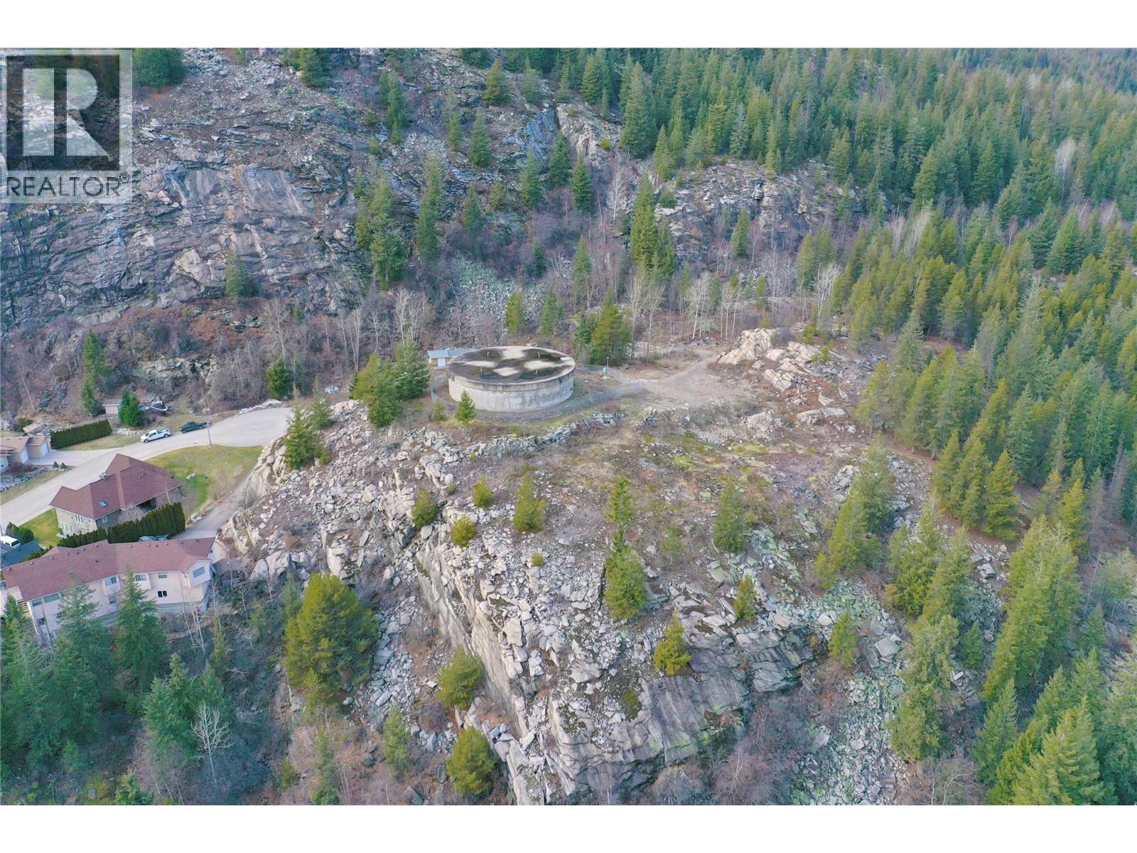 3500 14th Avenue, Castlegar, British Columbia  V1N 3X7 - Photo 18 - 10373331