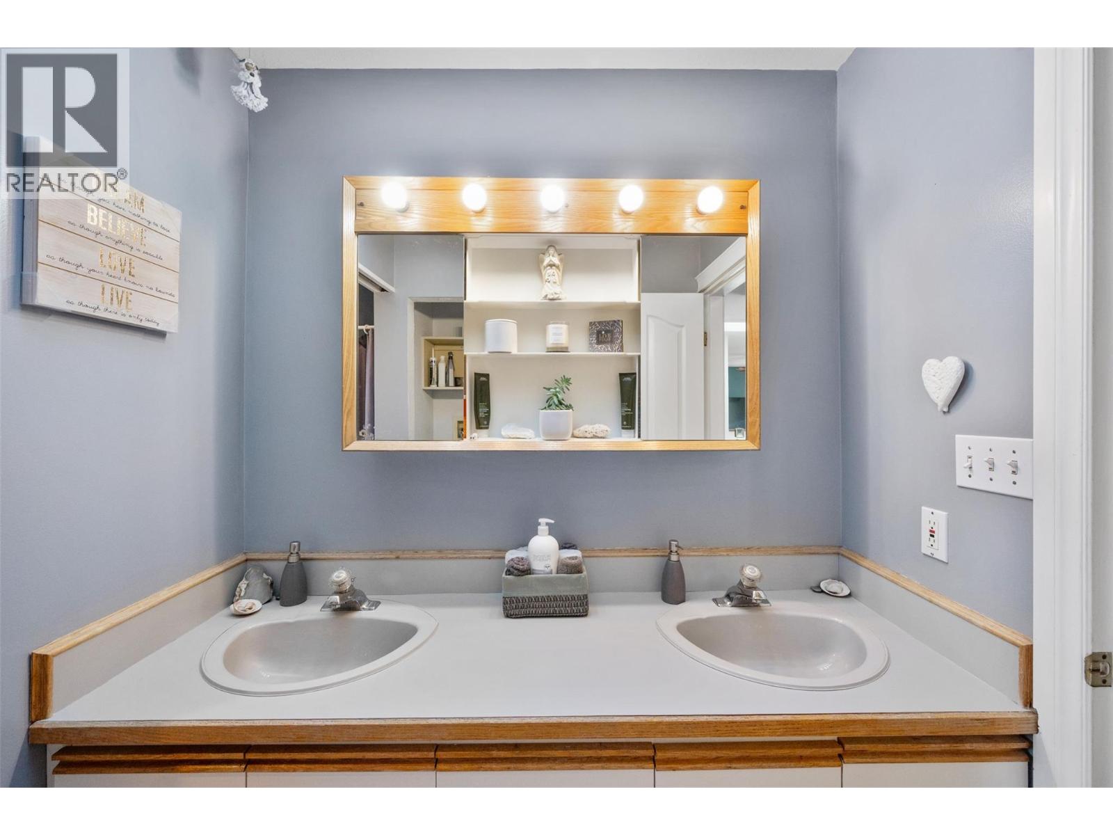 1721 Wallis Road, Okanagan Falls, British Columbia  V0H 1R2 - Photo 21 - 10373227